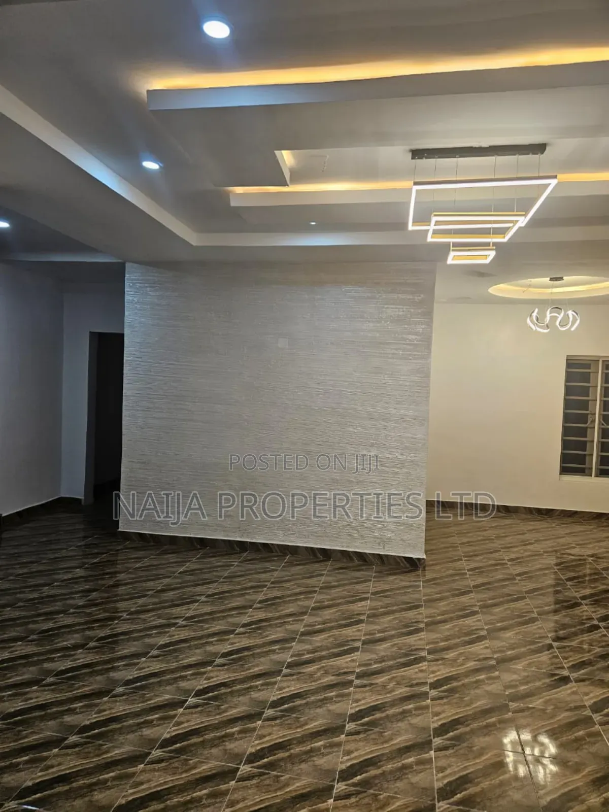 5bdrm Duplex in Lekki Scheme 2, Ajah for sale