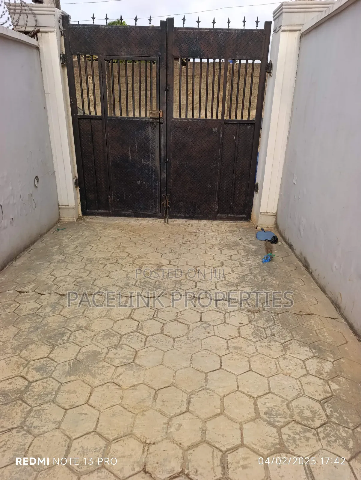Mini Flat in Ipaja / Ipaja for rent