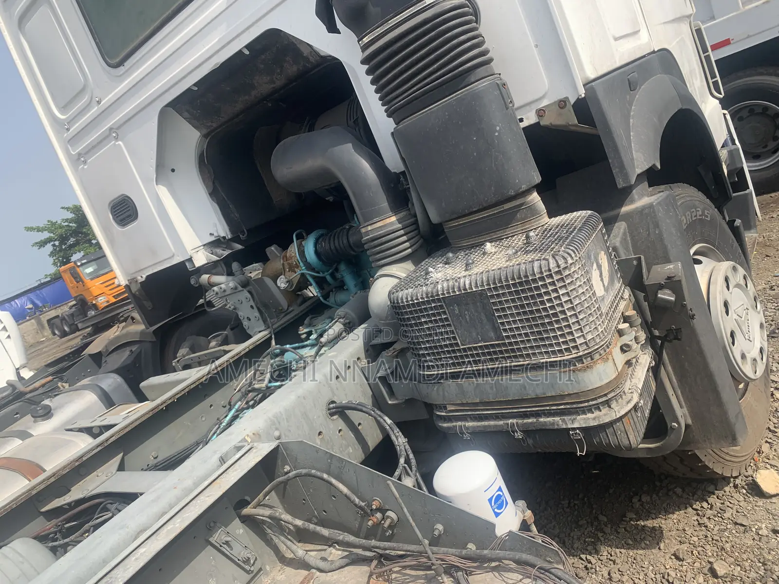 Howo 371 Truck White Color Long Chassis