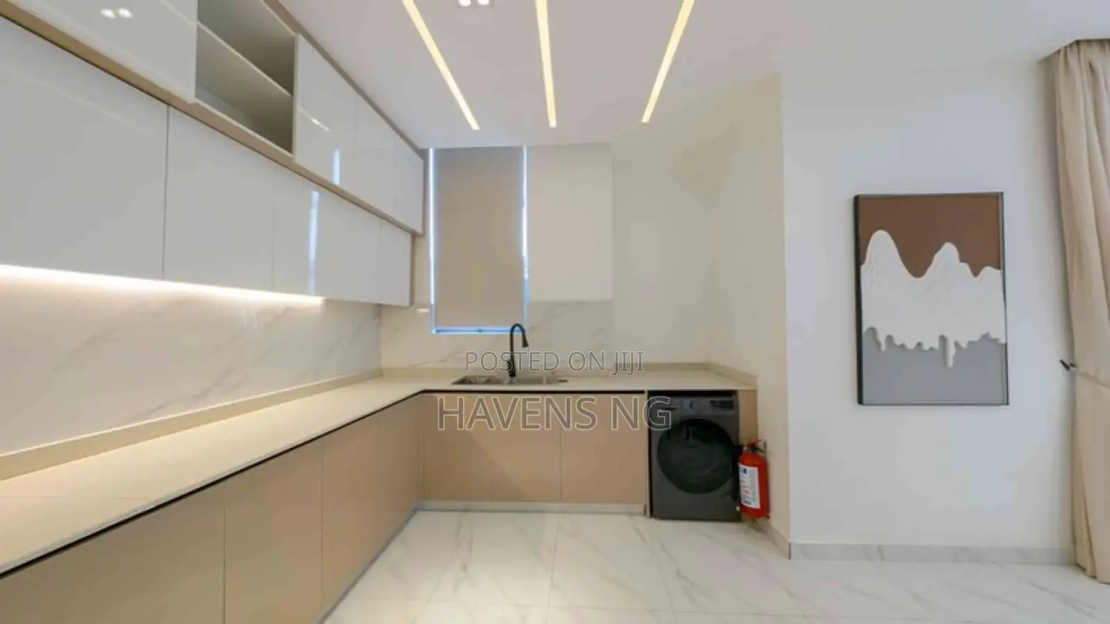 Brand New Luxury 2-Bed Penthouse With Pool