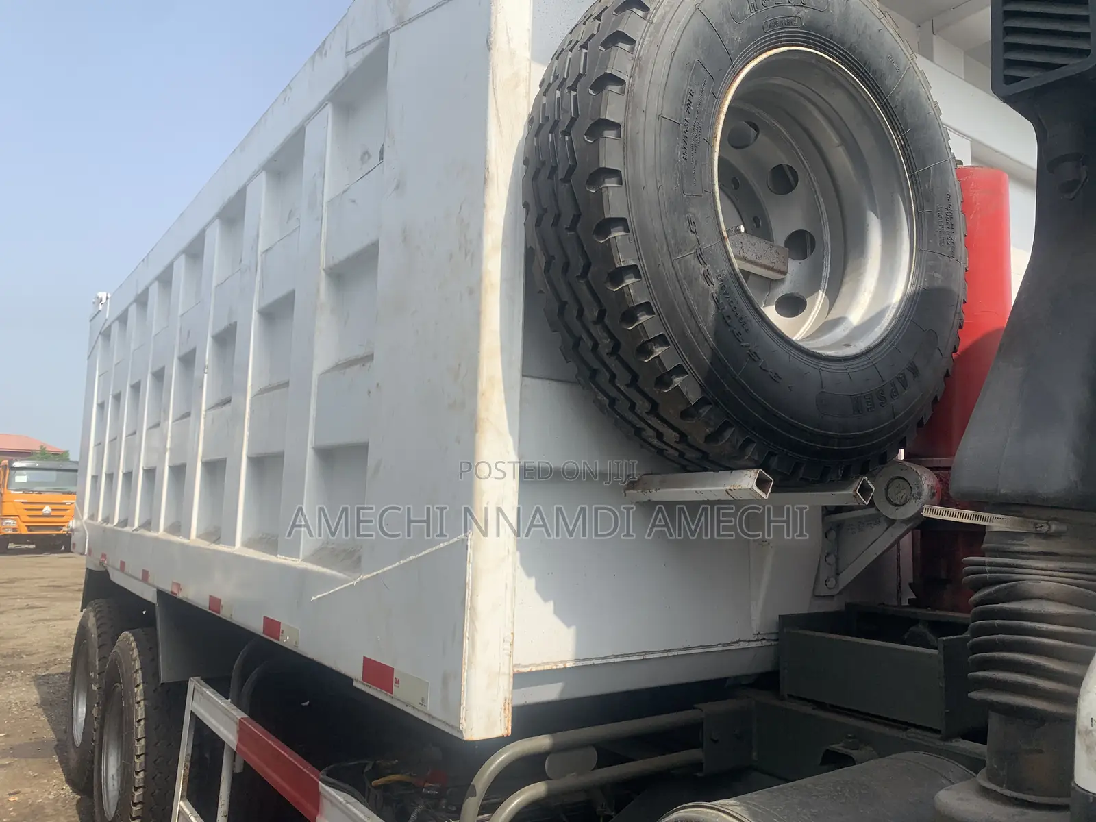 Covid 19 Howo Dump Truck White Color