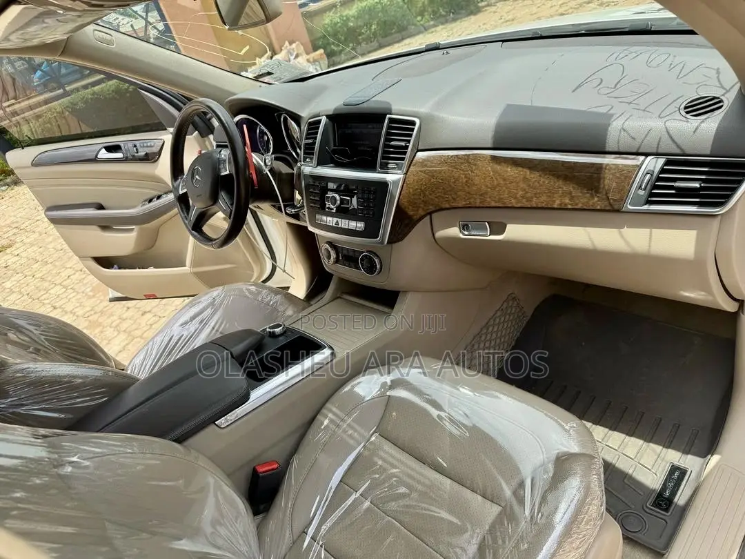 Mercedes-Benz M Class ML 350 4Matic 2013 White