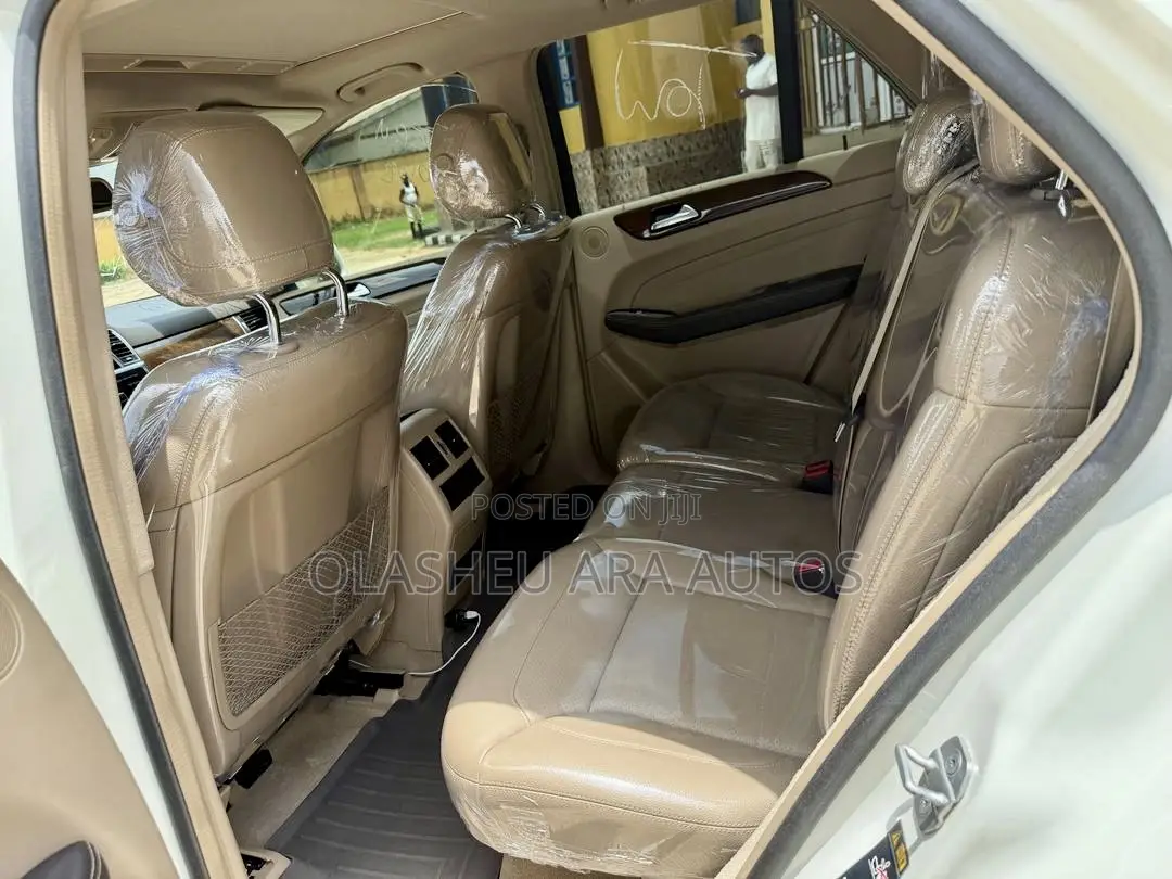 Mercedes-Benz M Class ML 350 4Matic 2013 White