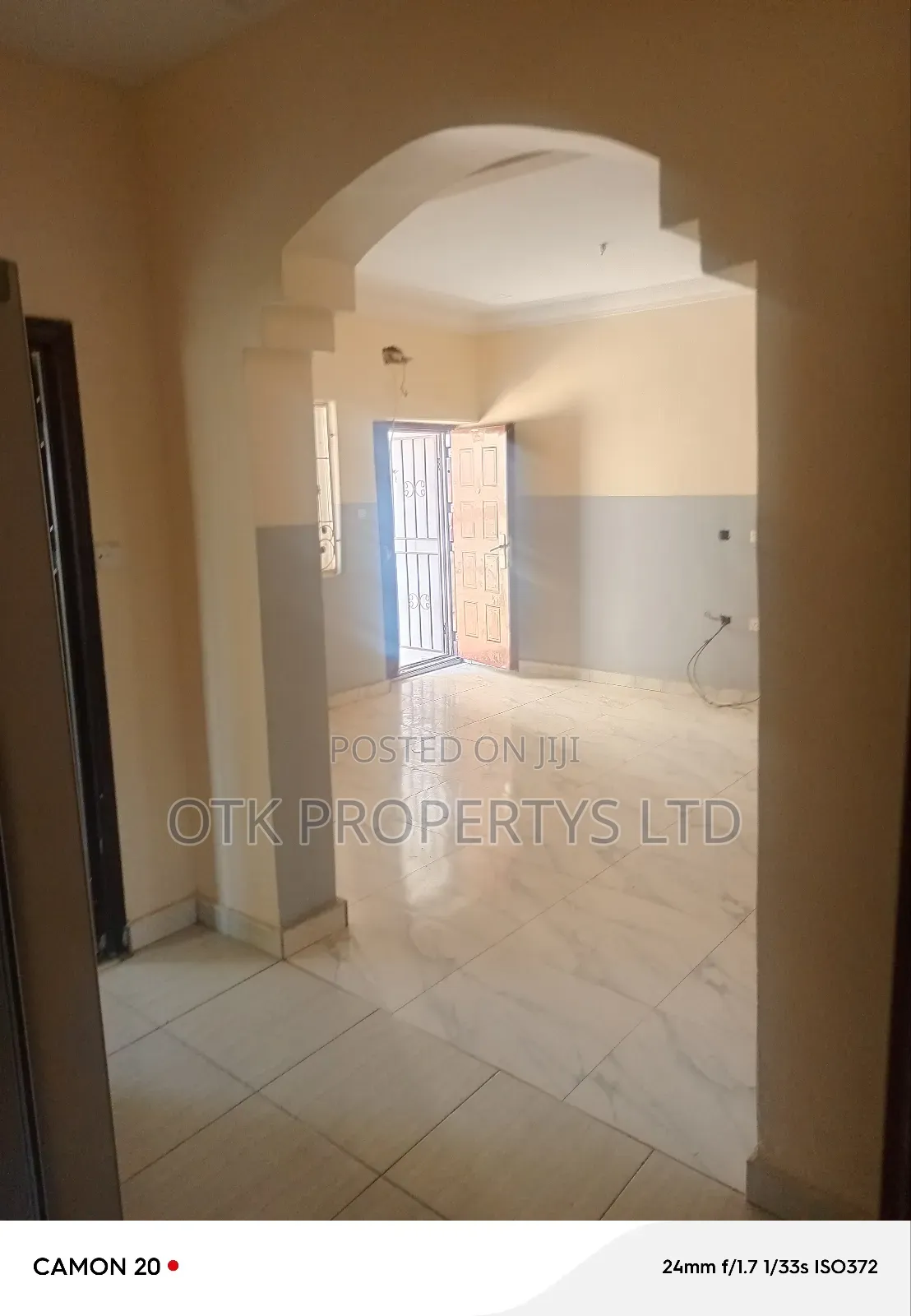 2bdrm Block of Flats in Fo1, Kubwa for rent