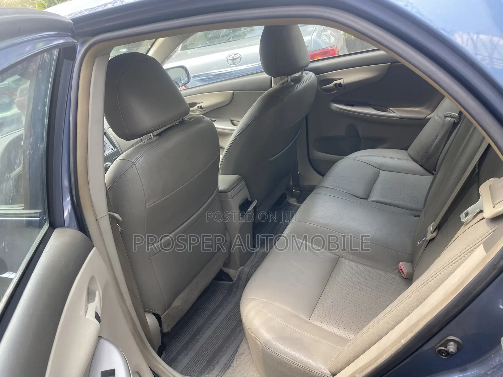 Toyota Corolla Altis 2010 Blue