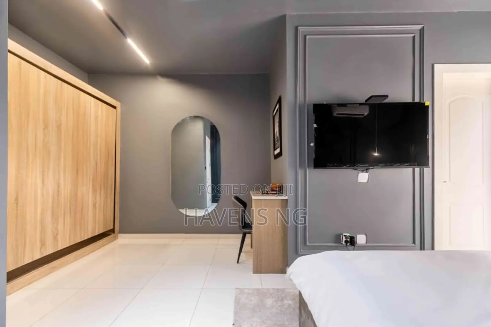 Exquisitely Furnished 2-Bedroom Apartment