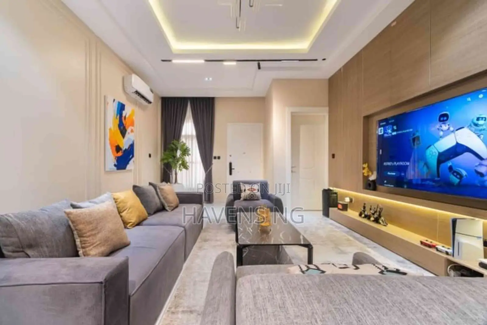 Exquisitely Furnished 2-Bedroom Apartment