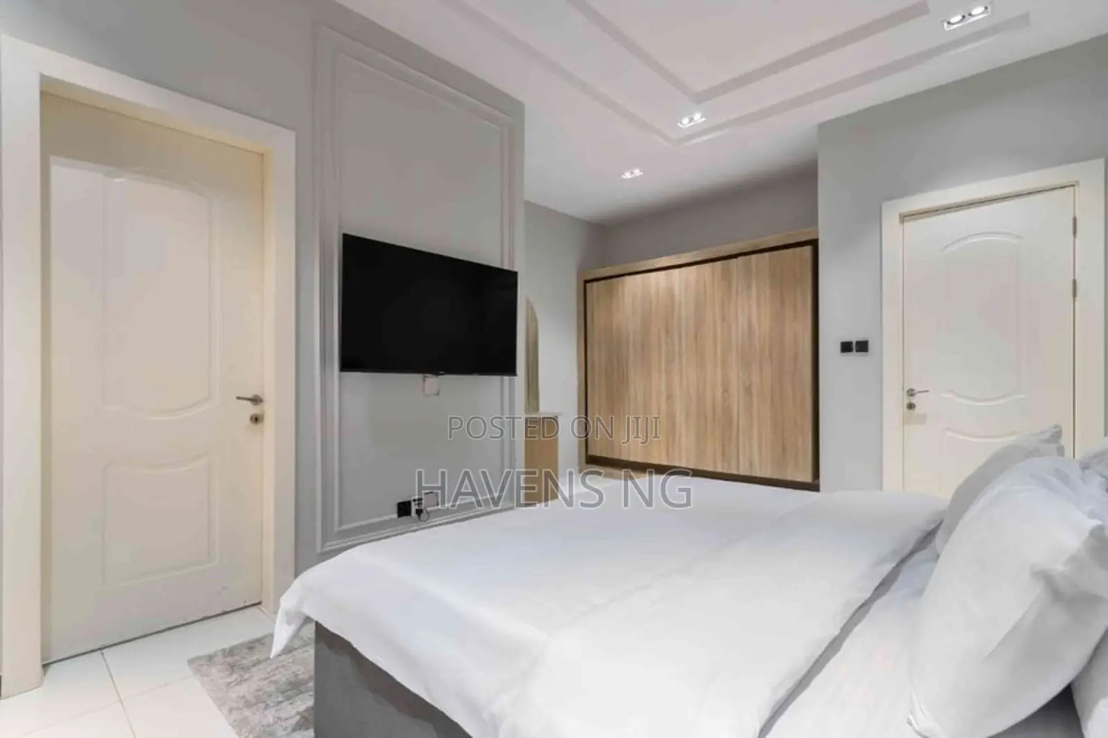 Exquisitely Furnished 2-Bedroom Apartment