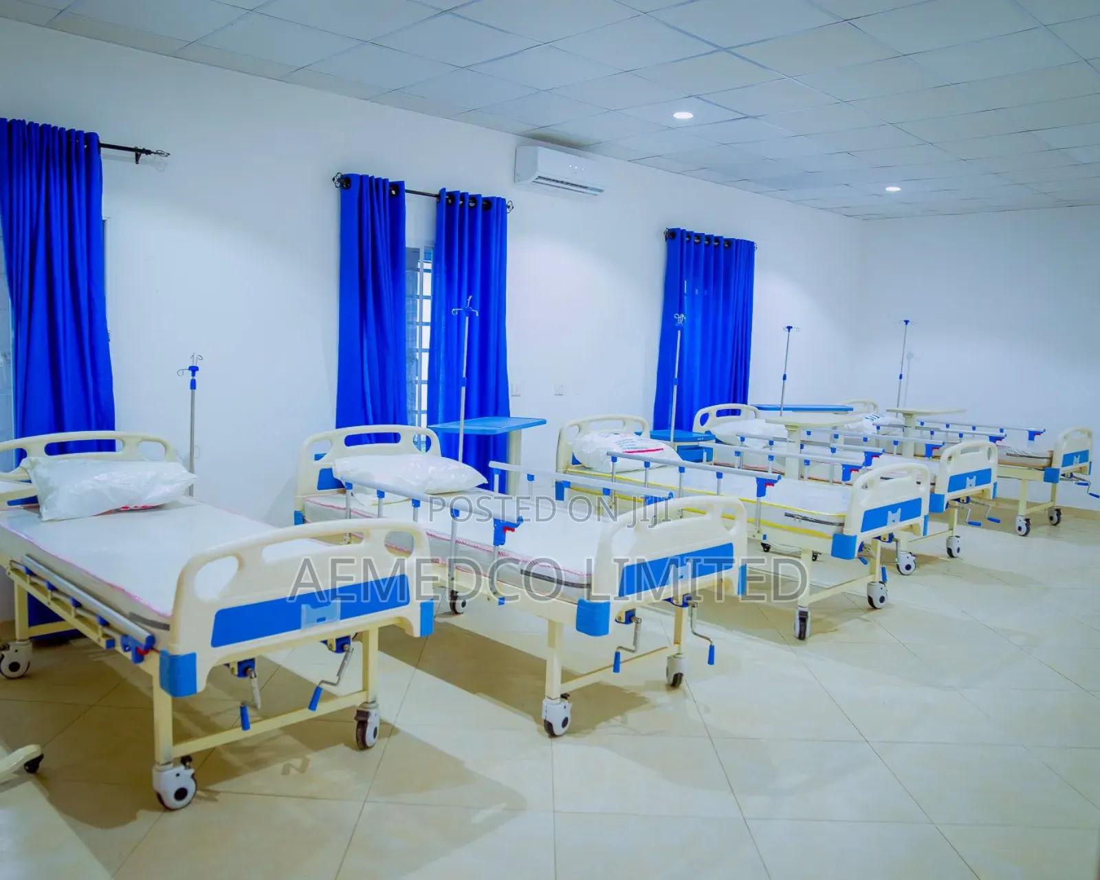 Double Crank Manual Hospital Bed