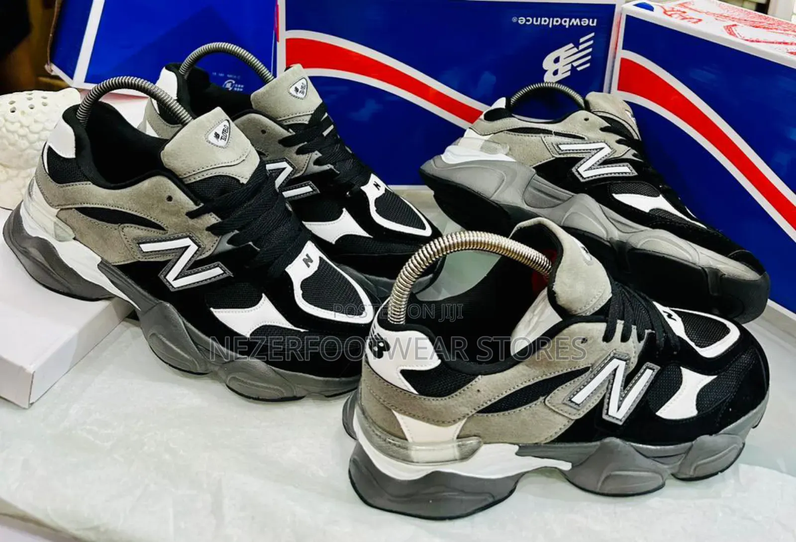 Best Quality New Balance '9060' Sneakers.