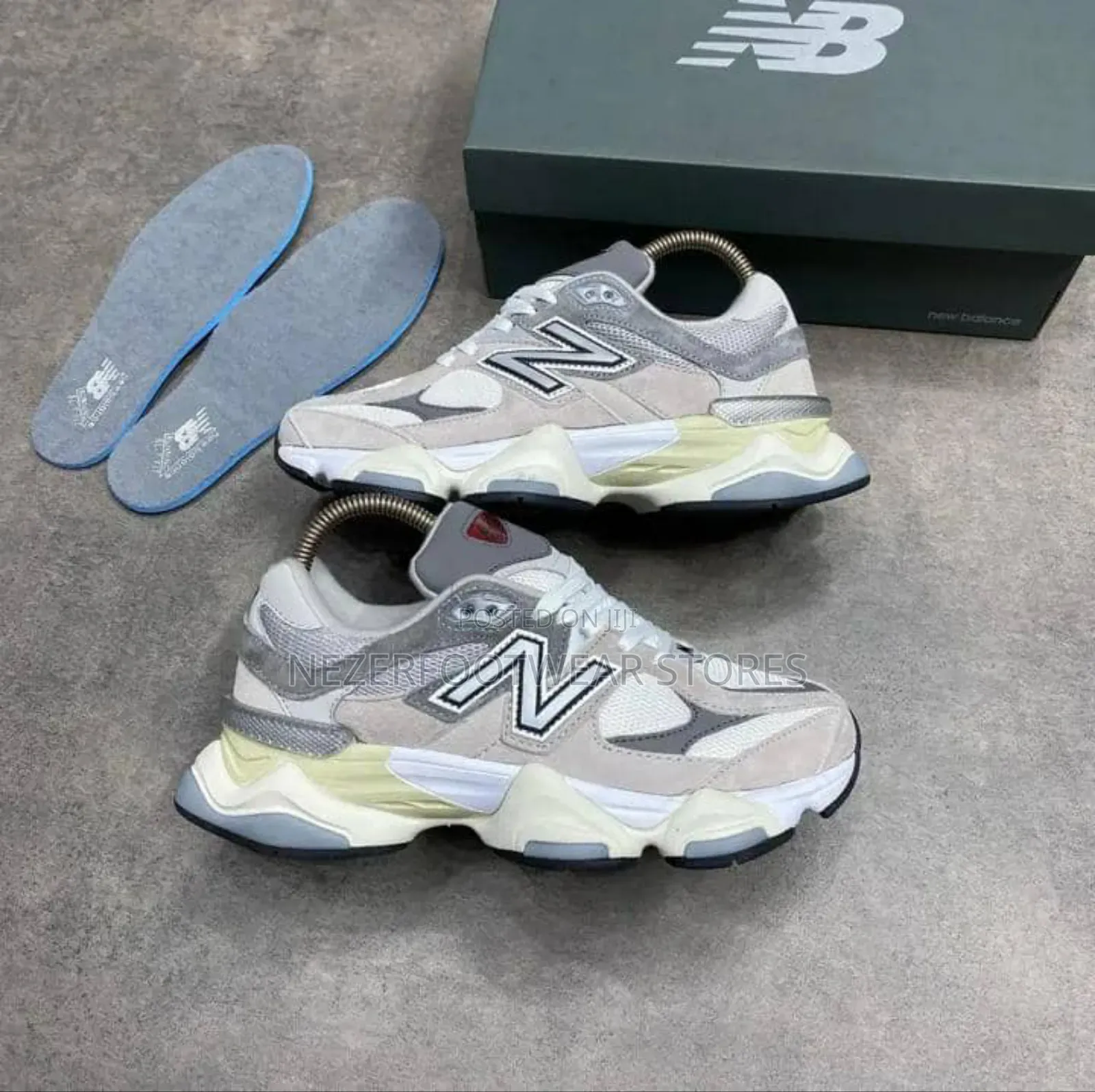 Best Quality New Balance '9060' Sneakers.