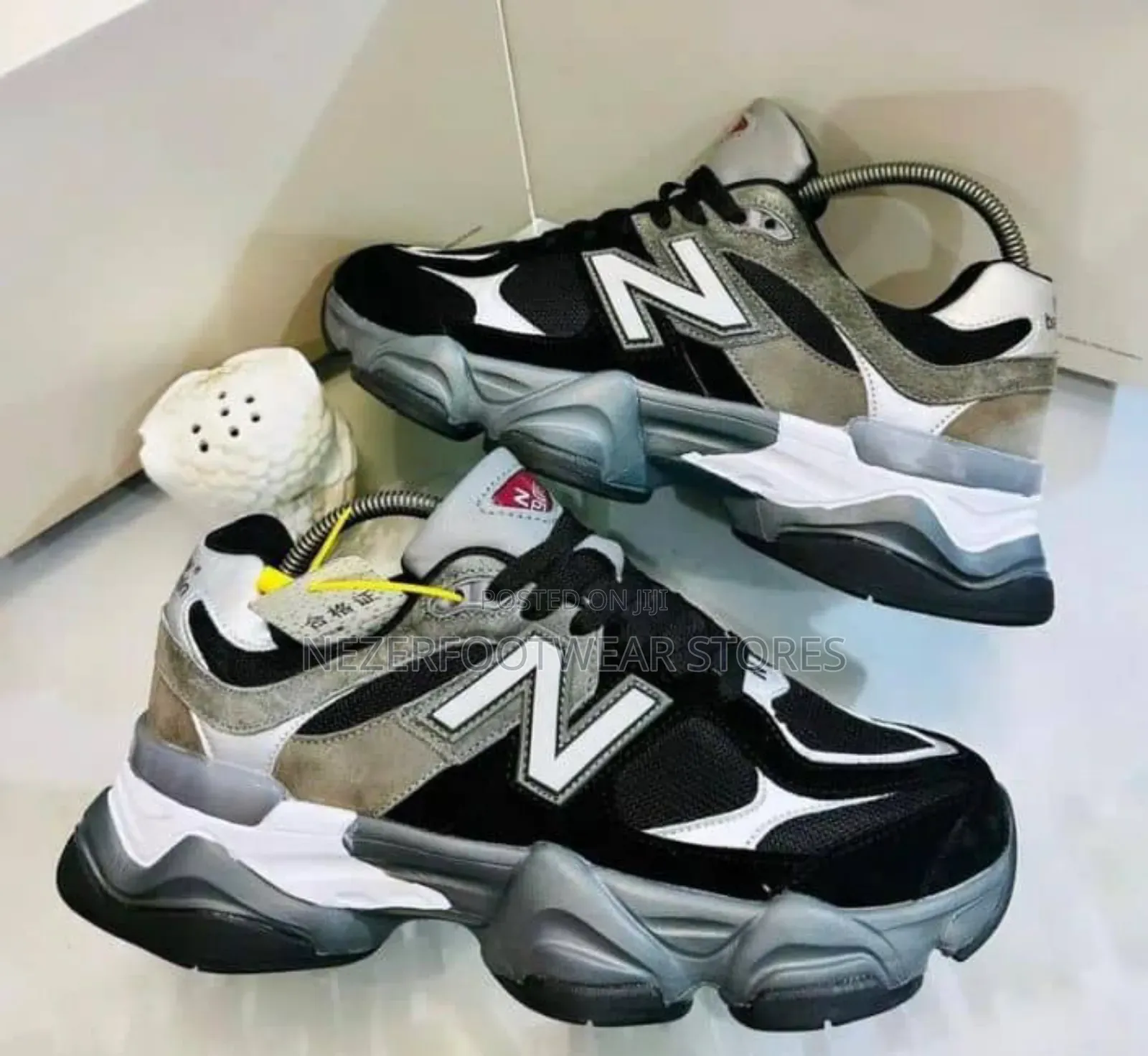 Best Quality New Balance '9060' Sneakers.