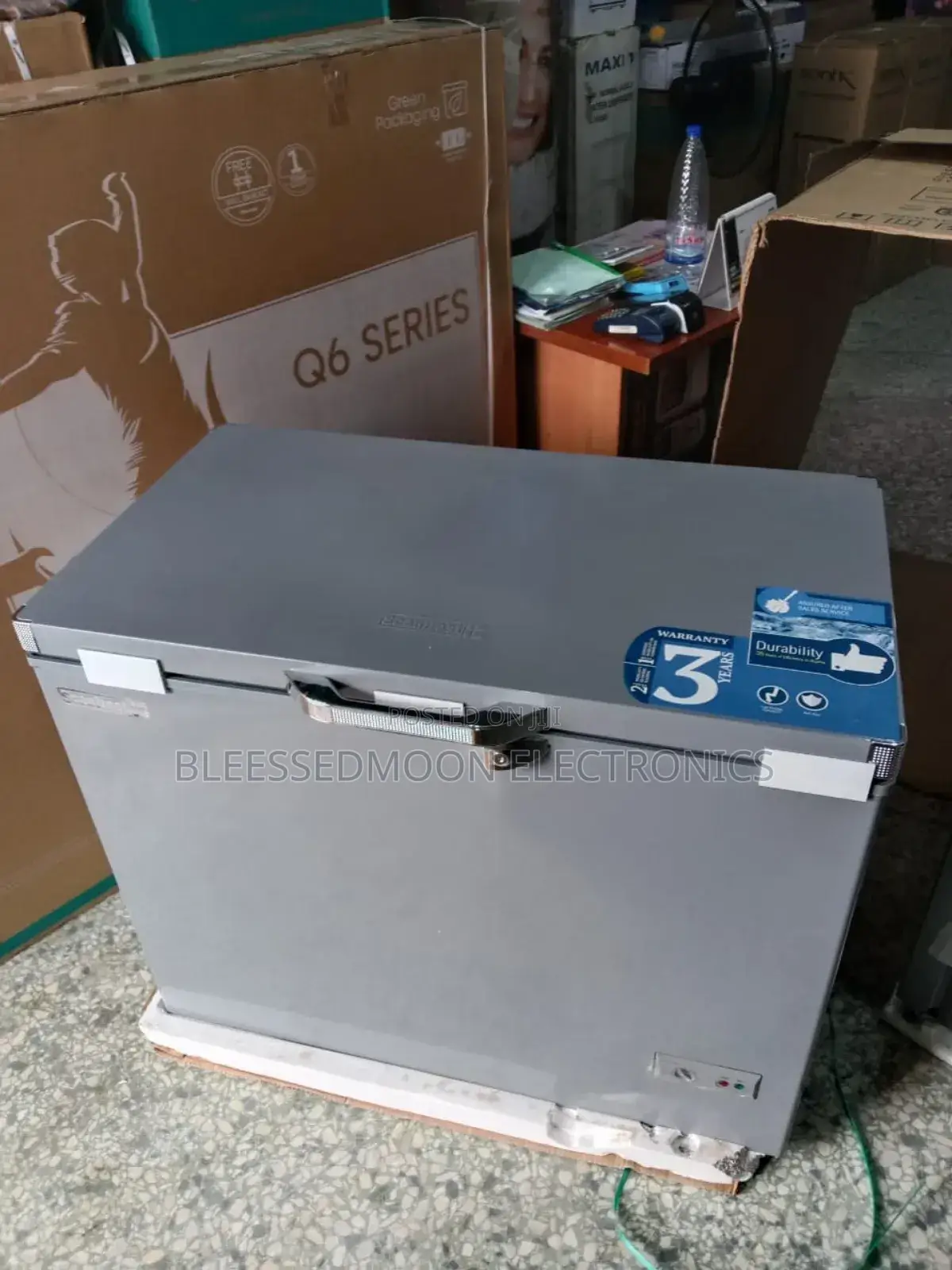 Scanfrost Inverter Chest Freezer 3fit Size 5 Years Garranty