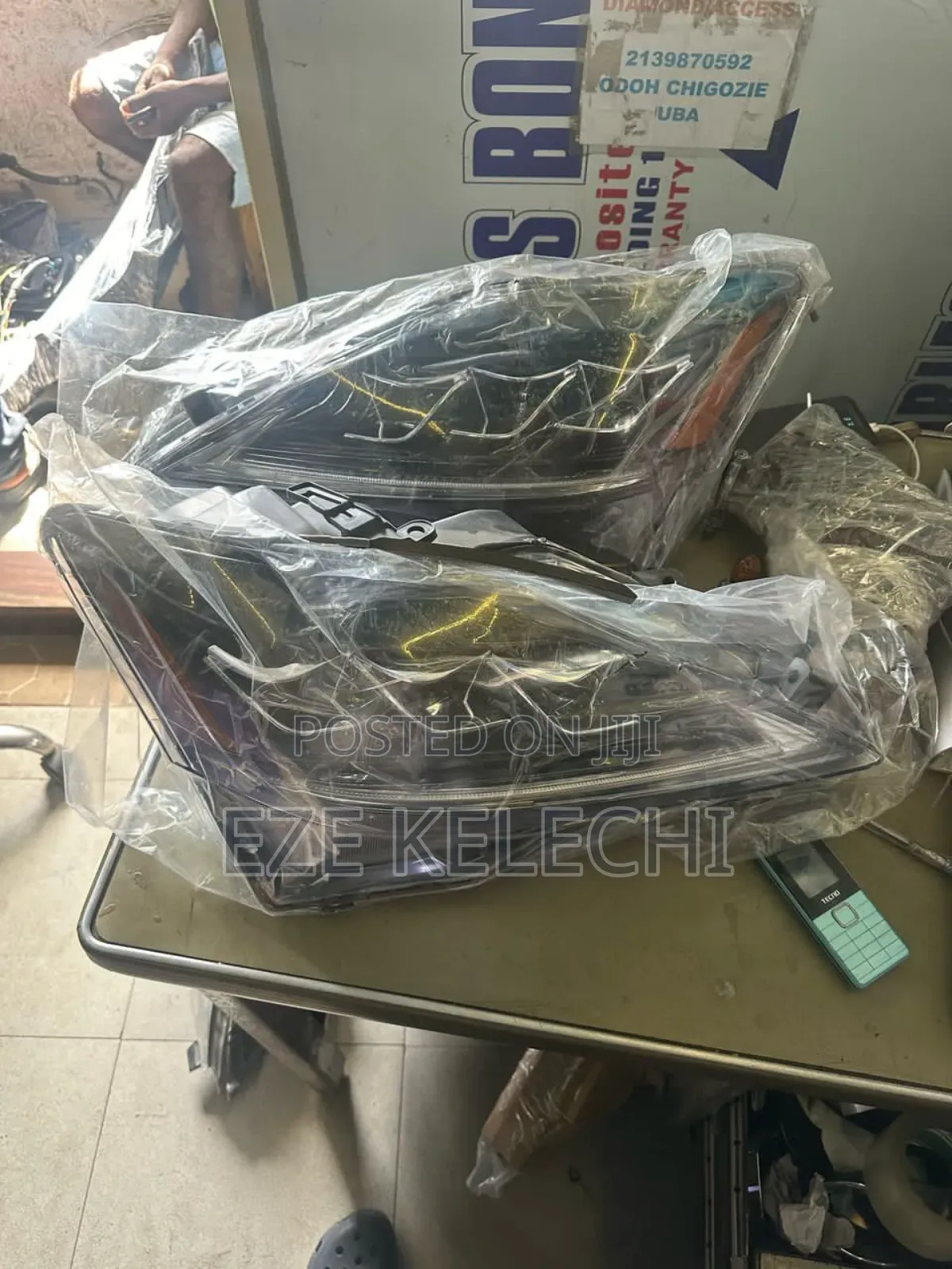 Headlight Is250 3 Touch
