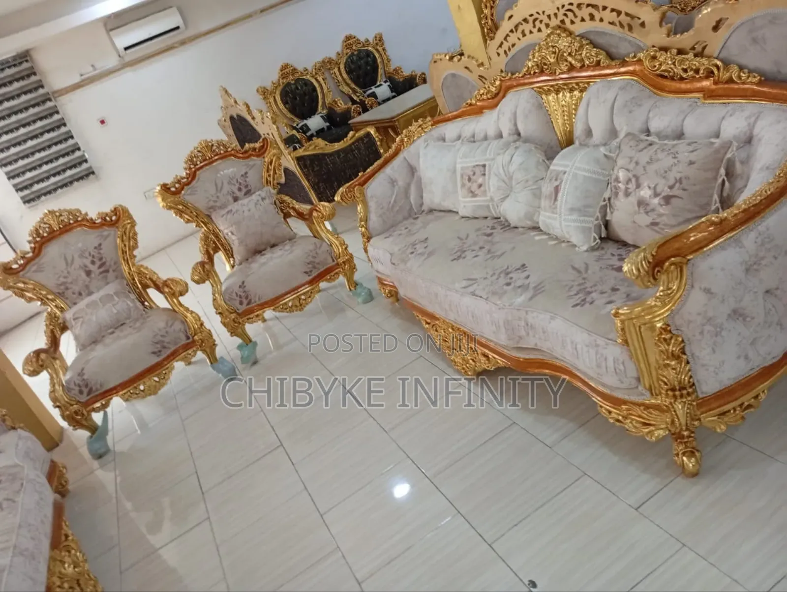 8 Seater Living Room Fabric Made Royal Sofa Chair.