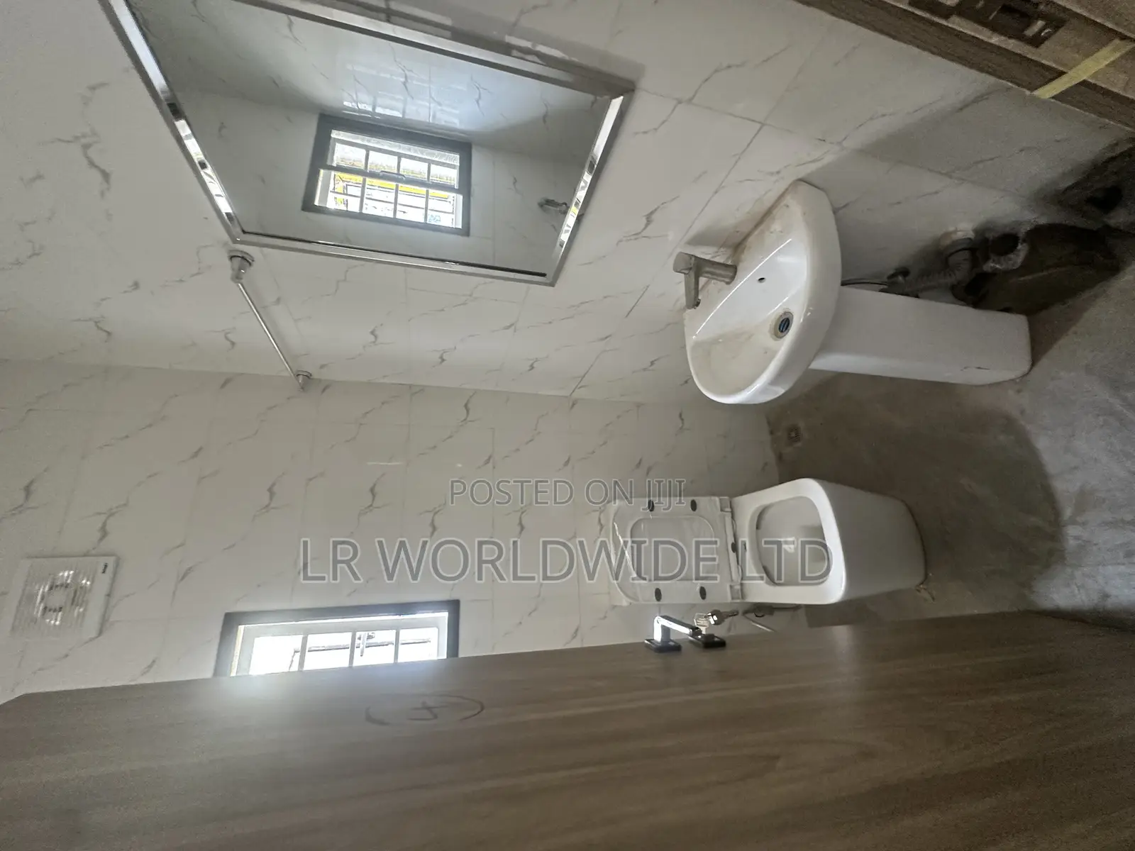 5bdrm Duplex in Riverpark, Lugbe District for sale