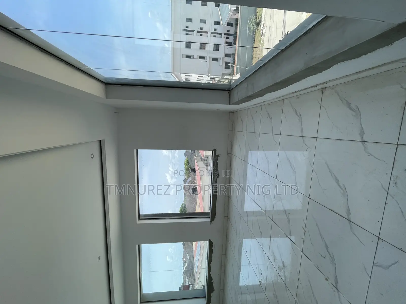 Shop Showroom for Rent