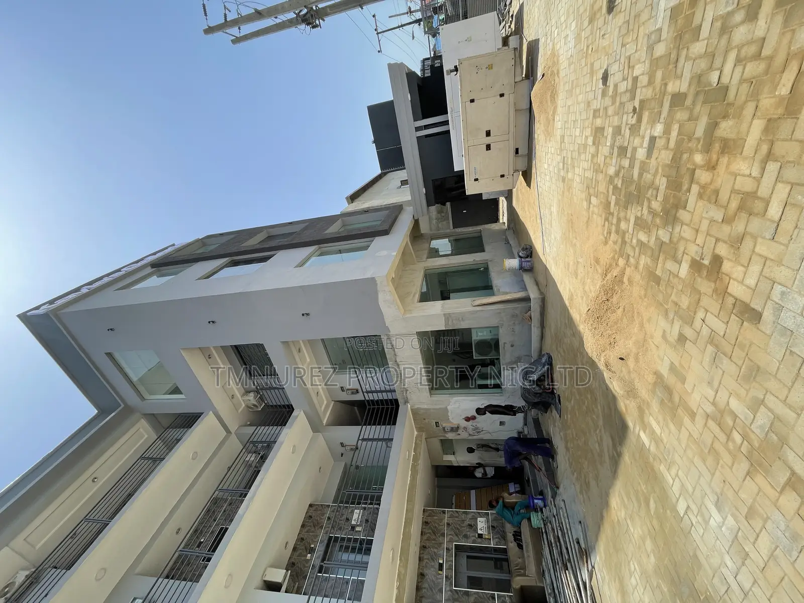 Shop Showroom for Rent
