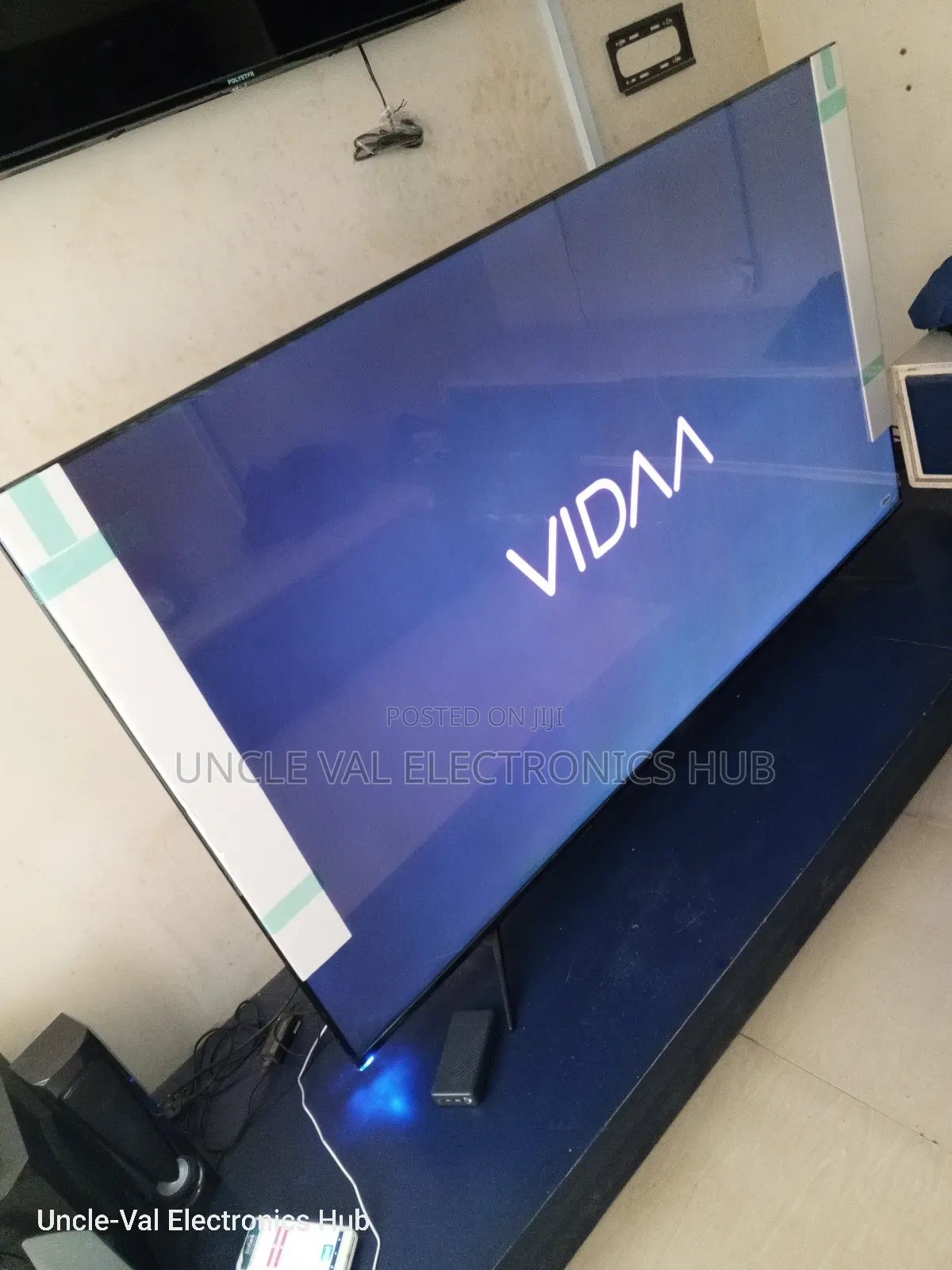 85" Polystar Qled Tv