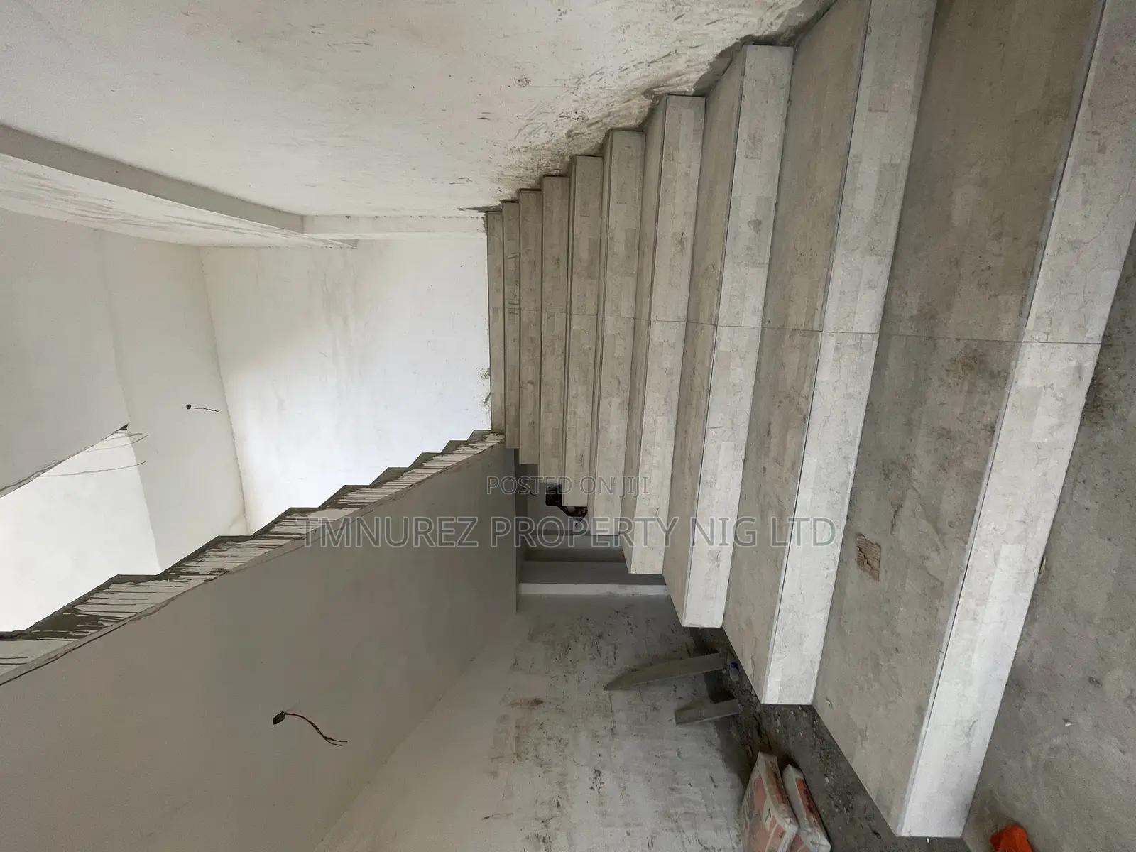 1800 Square Meters Open Space for Rent