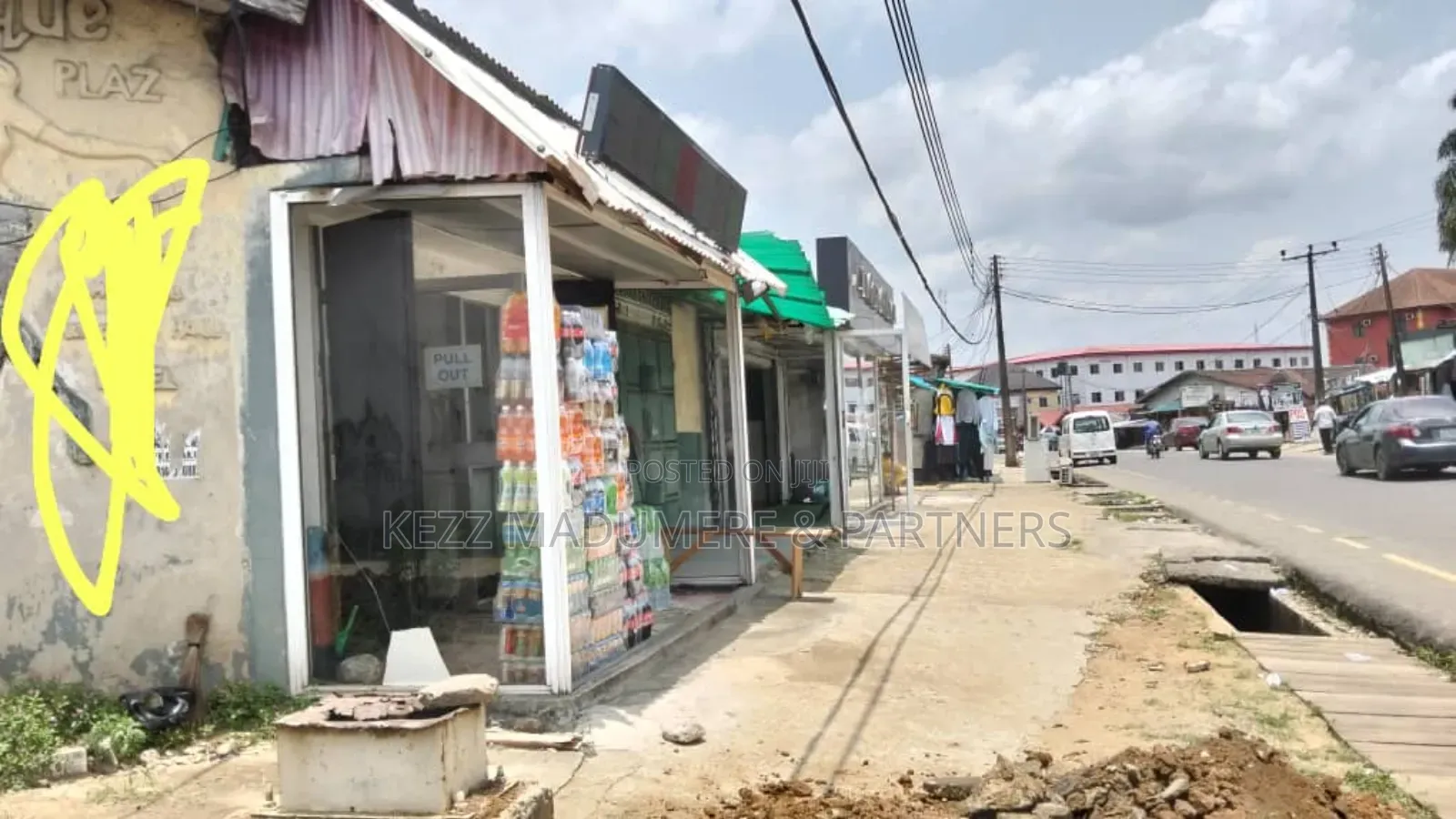 For Sale: Land With Shops at Rumuadolu / Rumuola , Ph