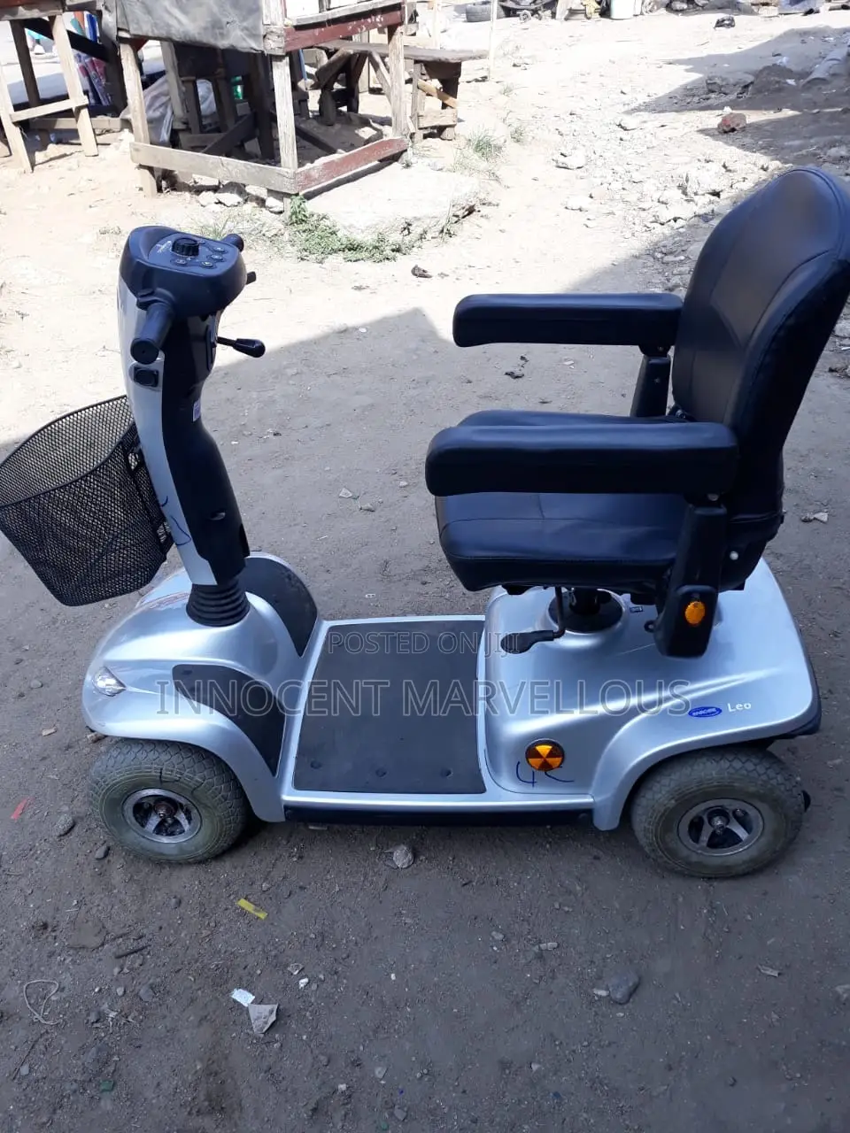 Very Neat Scooter Wheelchair