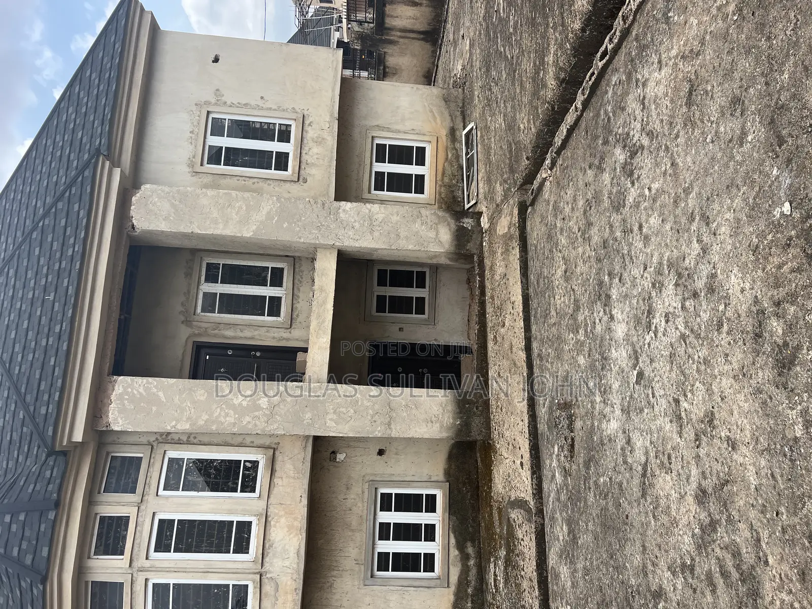 4bdrm Townhouse/Terrace in Diamond Estate Gra, Enugu for sale