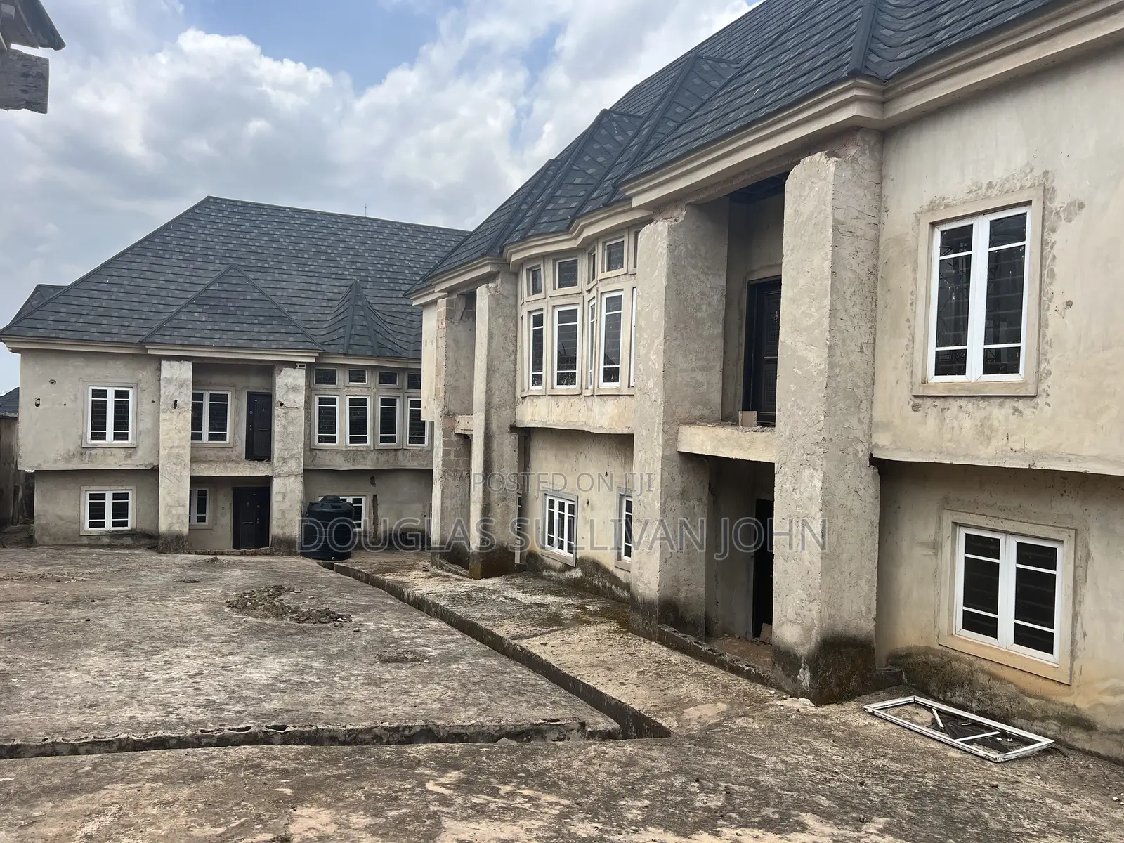 4bdrm Townhouse/Terrace in Diamond Estate Gra, Enugu for sale