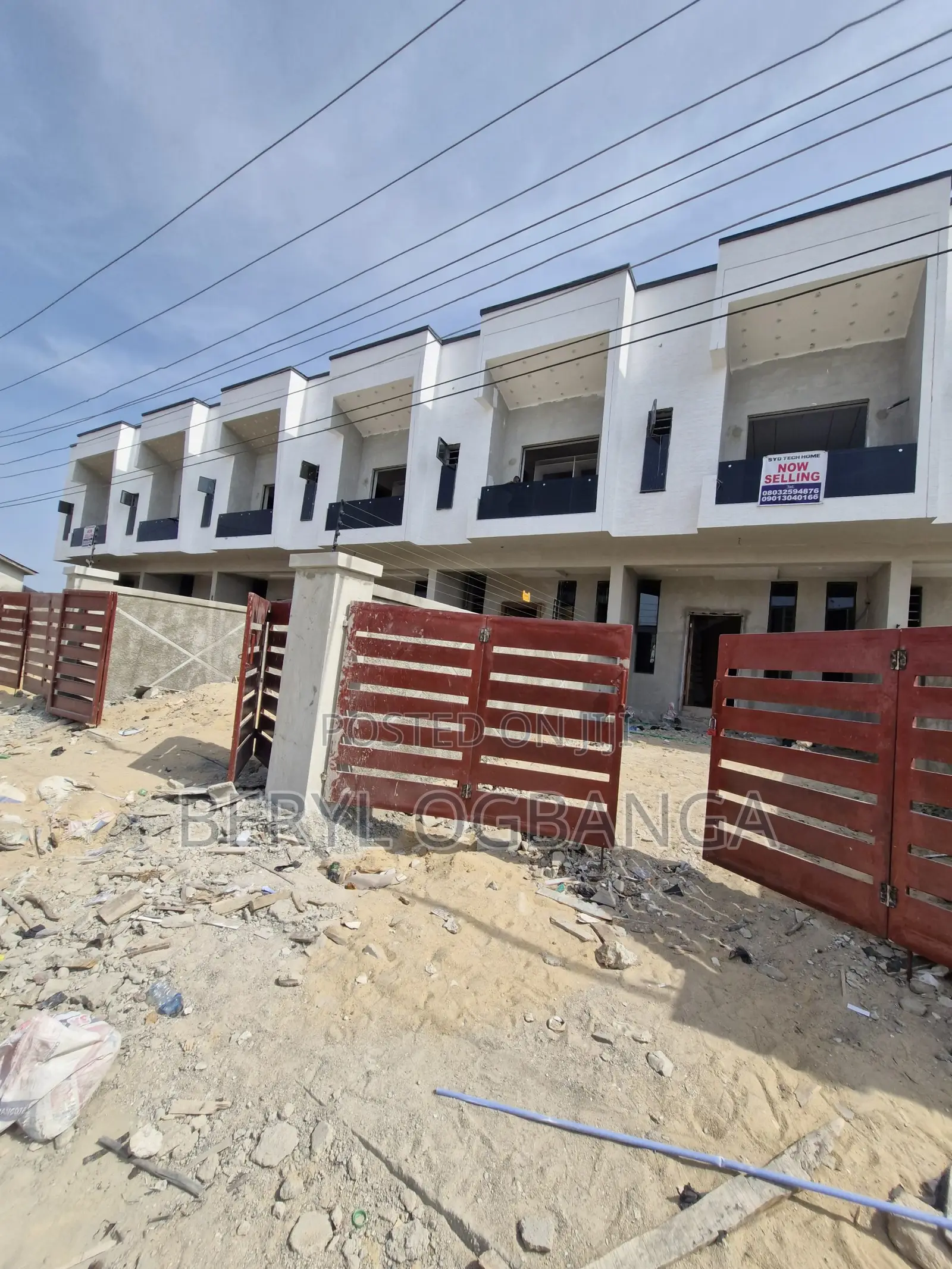 4bdrm Townhouse/Terrace in Ikota for sale