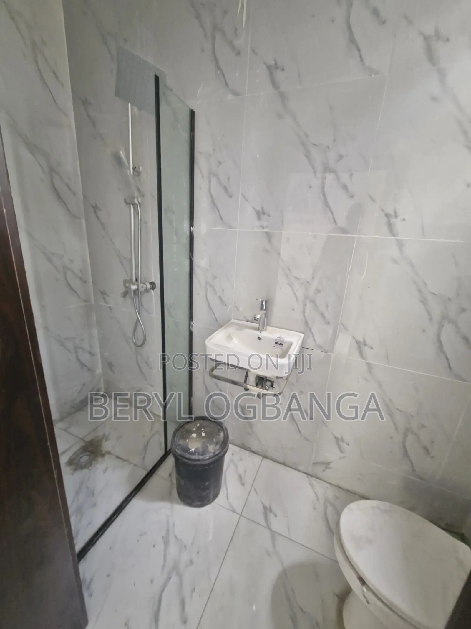 4bdrm Duplex in Royal Pine Estate, Lekki Phase 2 for sale