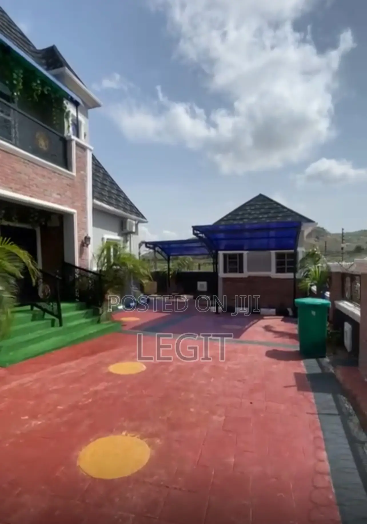 Furnished 5bdrm Duplex in Lugbe District for sale