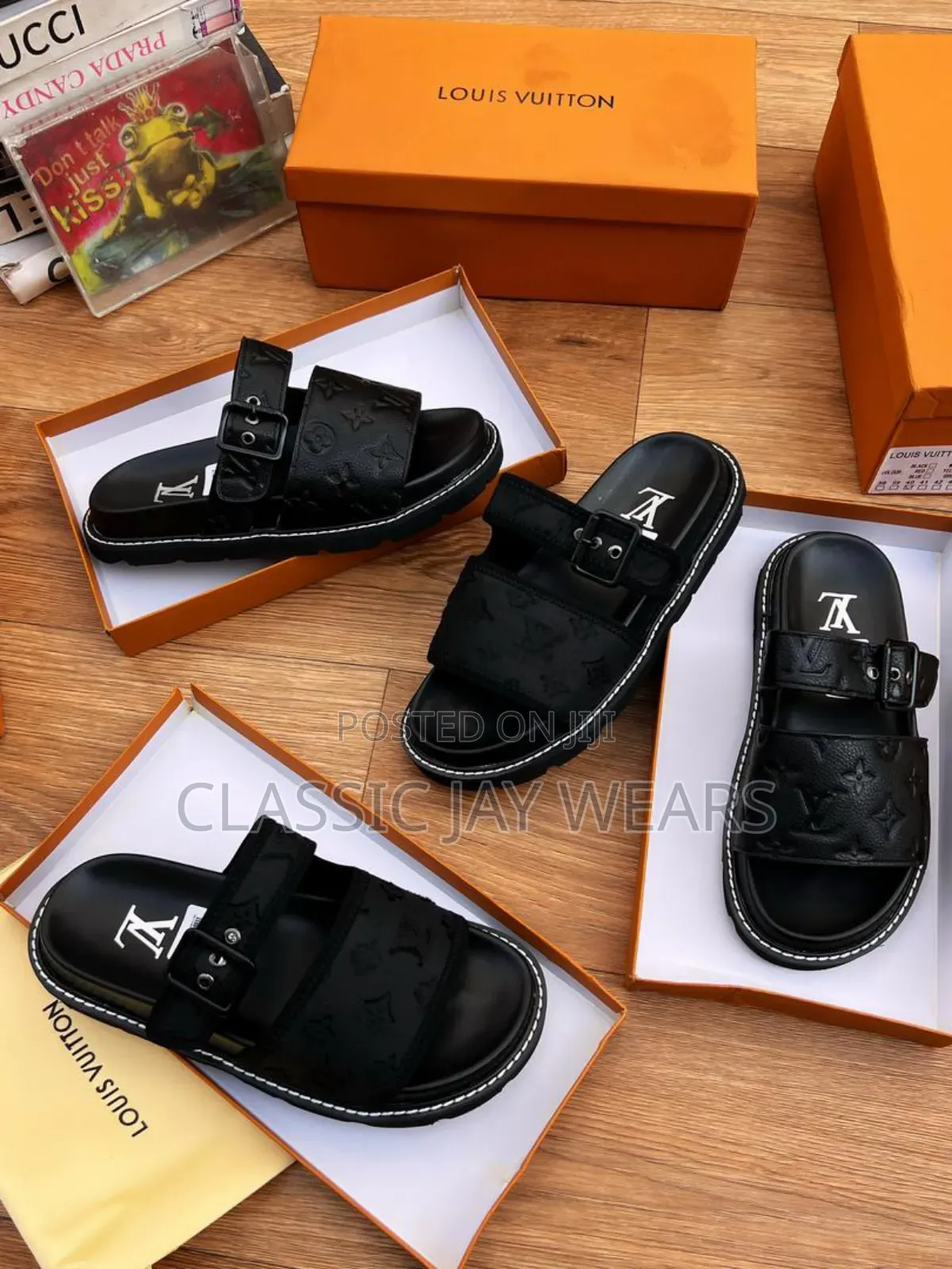 Original Louis Vuitton Slippers in Store