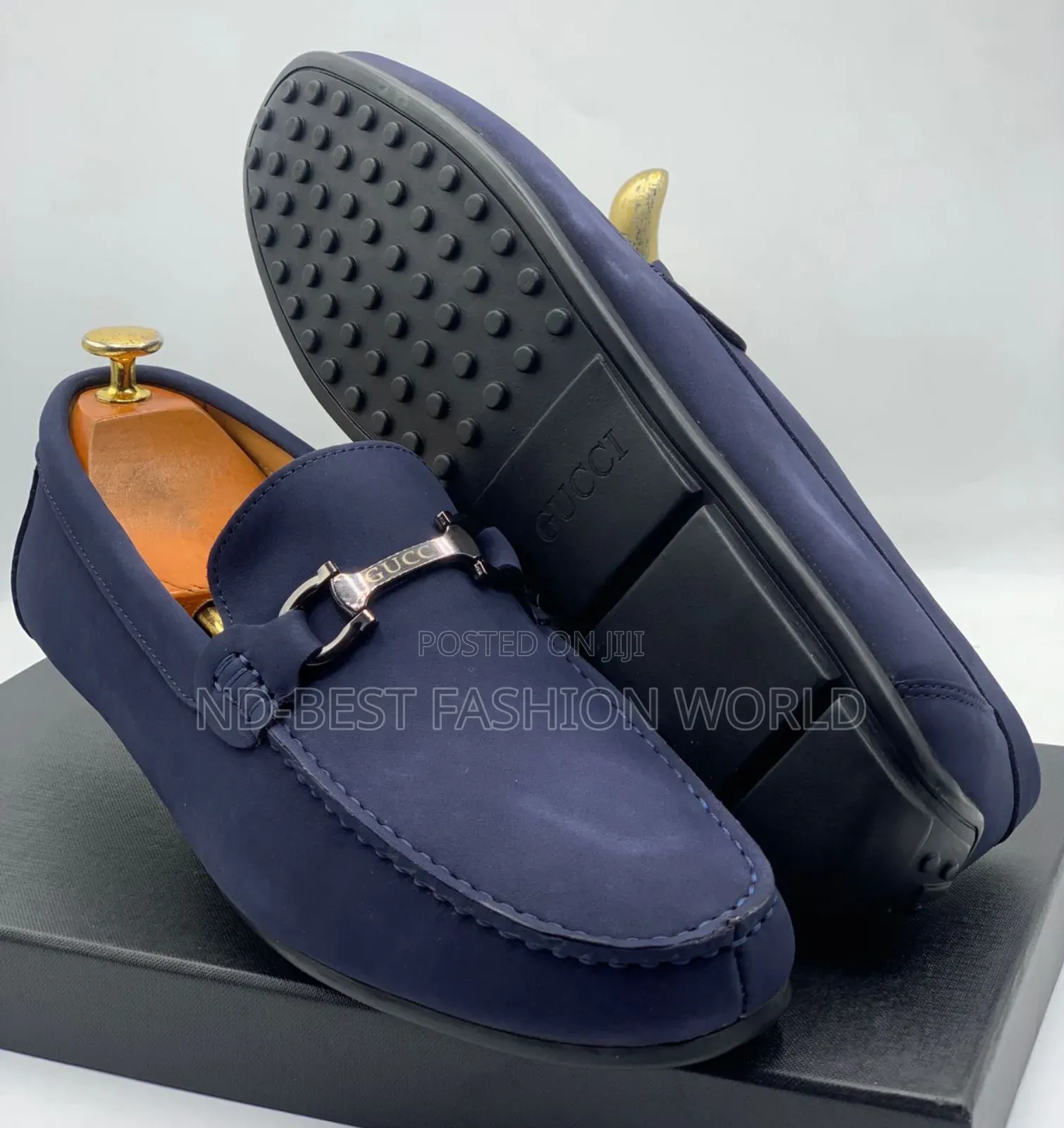 Gucci Flat Shoes