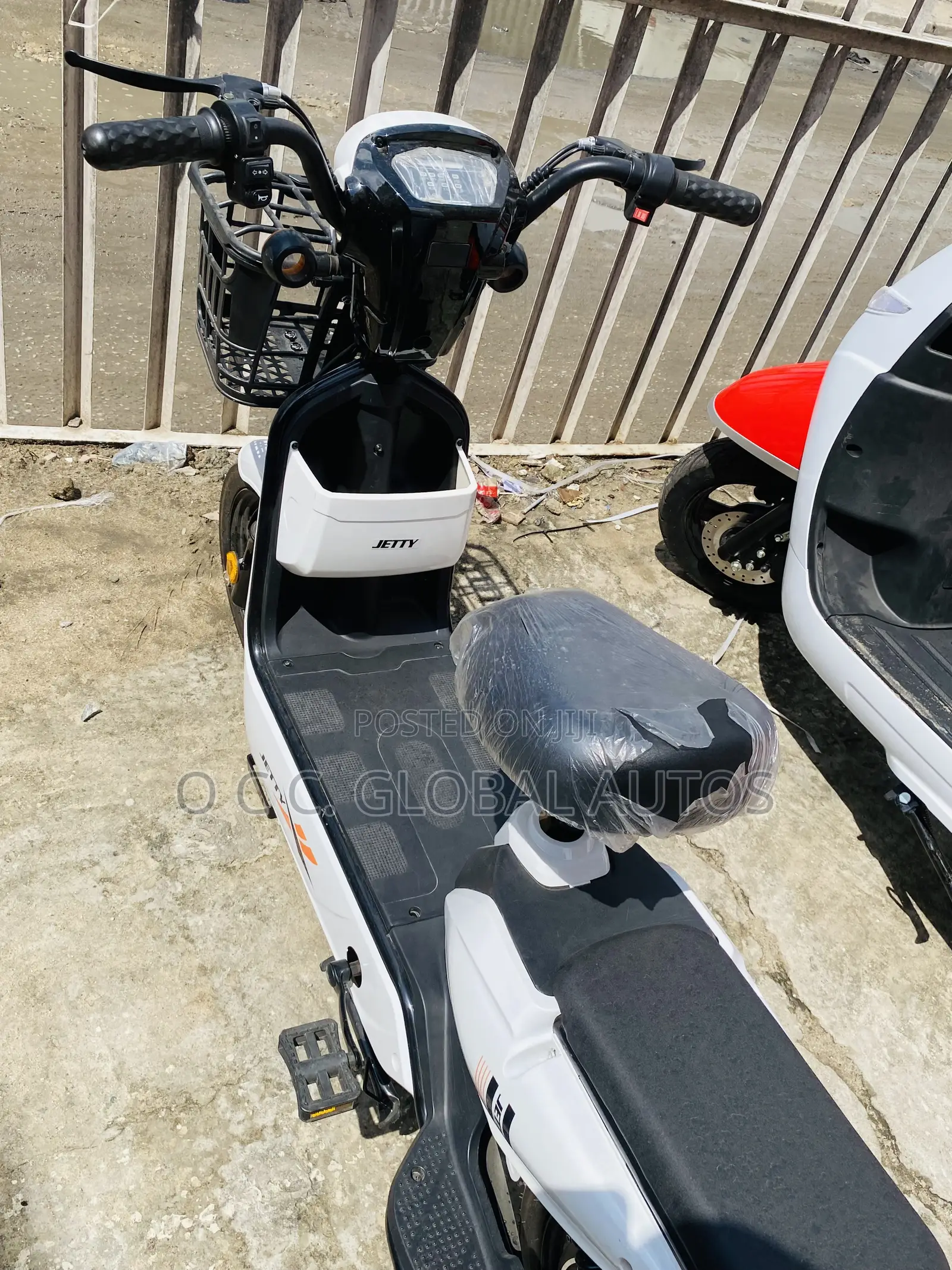 Electric Power Bike Chargeable
