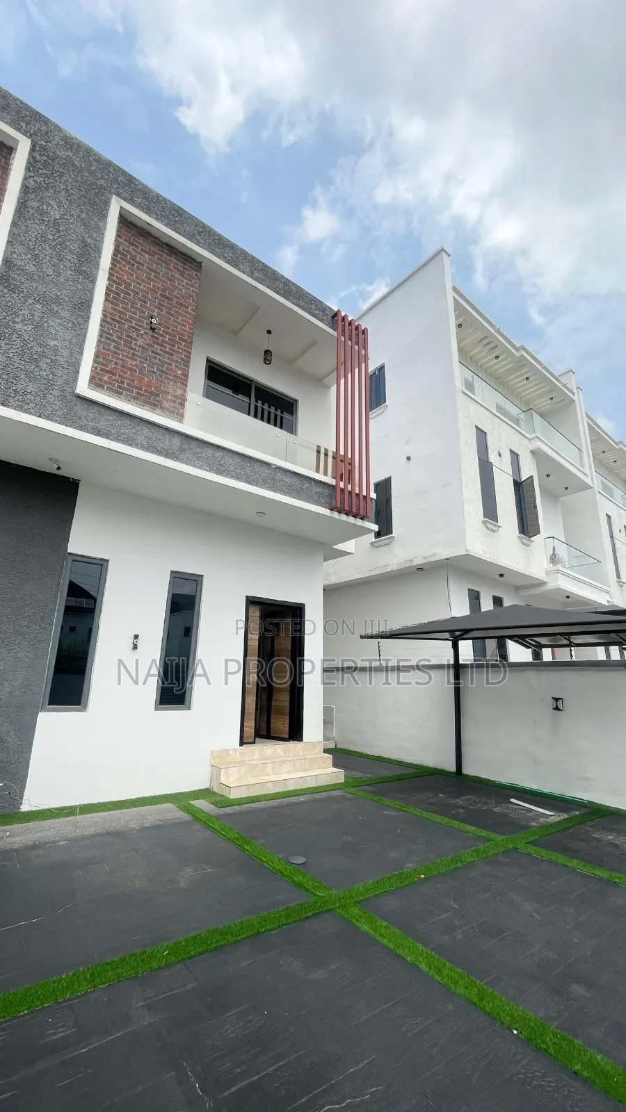 4bdrm Duplex in Chevron Alternative Lekki for sale