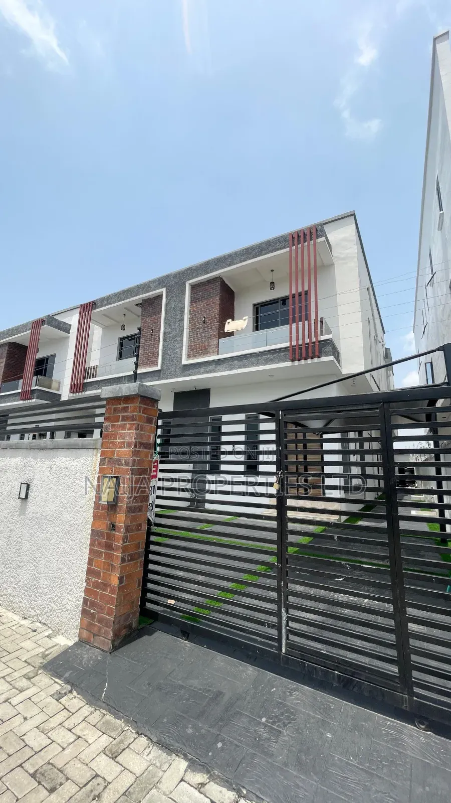 4bdrm Duplex in Chevron Alternative Lekki for sale