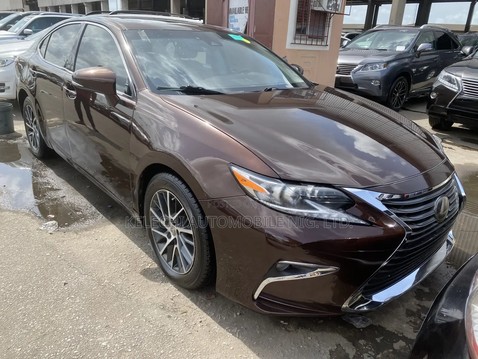 Lexus ES 350 FWD 2016 Brown