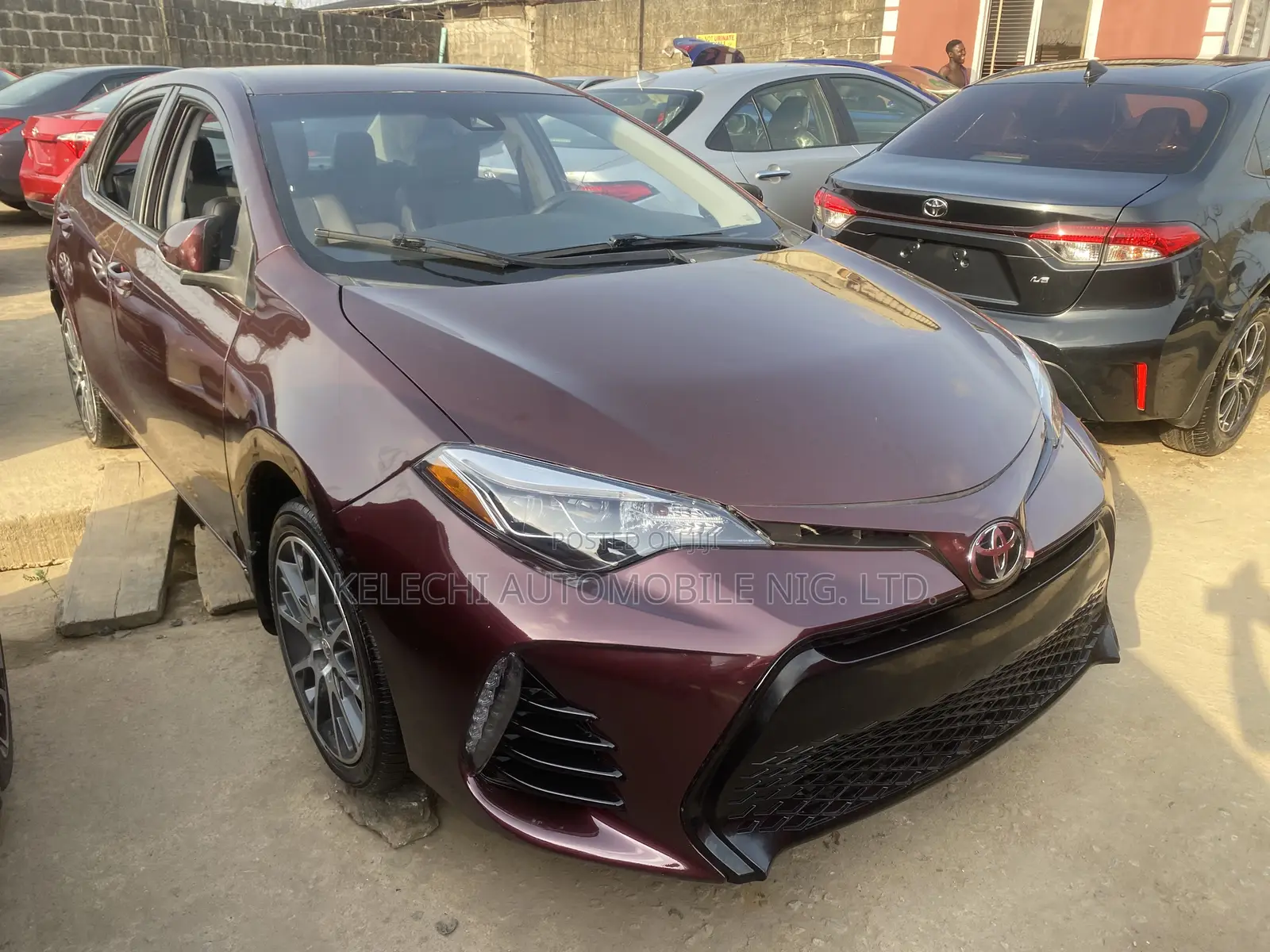 Toyota Corolla 2017 Burgundy