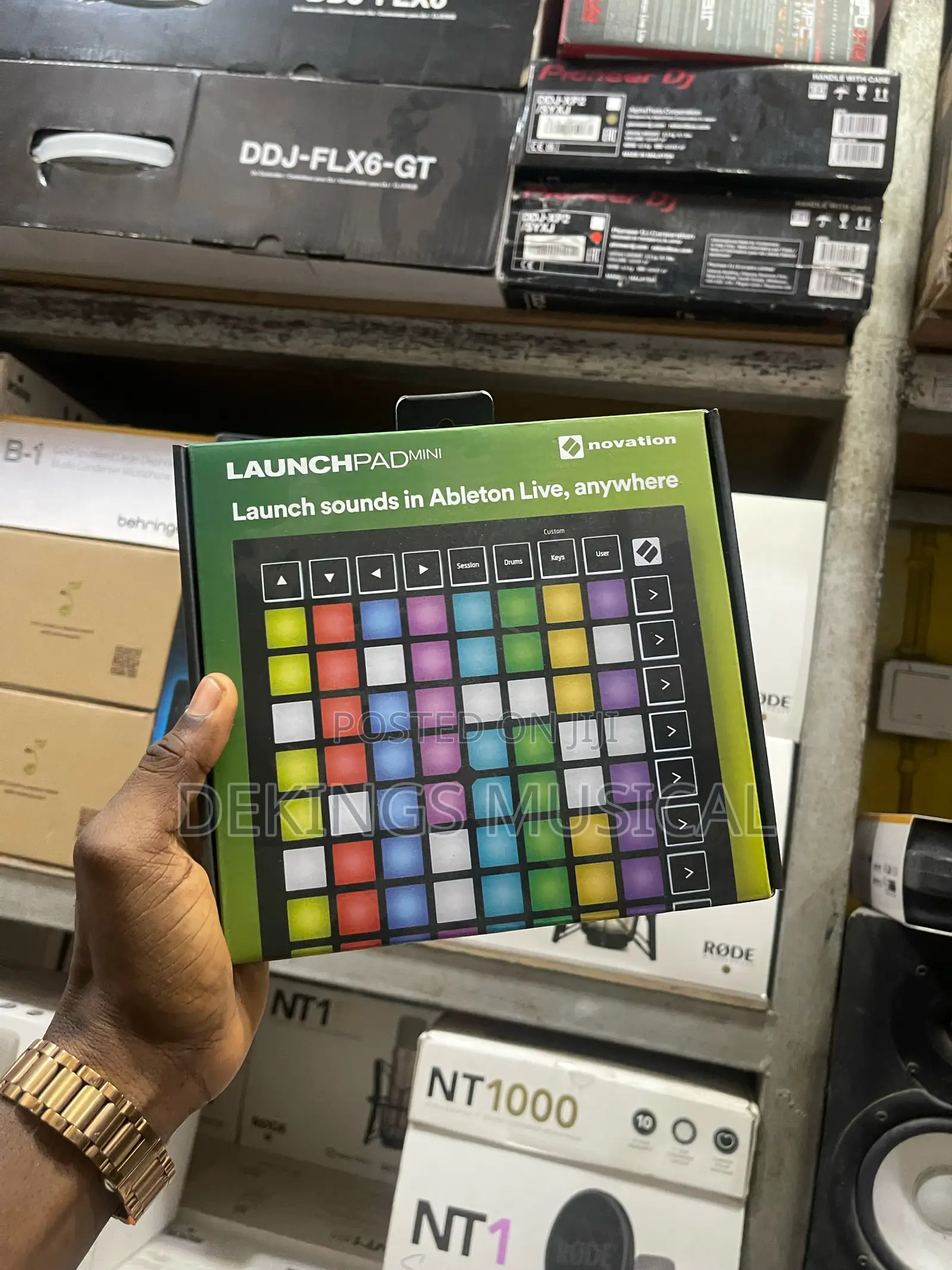 Novation Launchpad Mini Mk3 64-Pad Midi Grid Controller