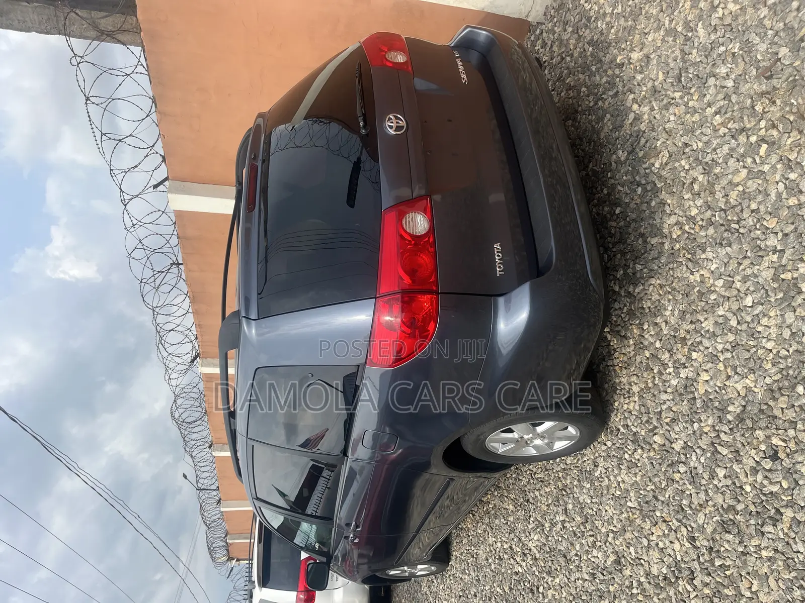 Toyota Sienna 2006 Blue