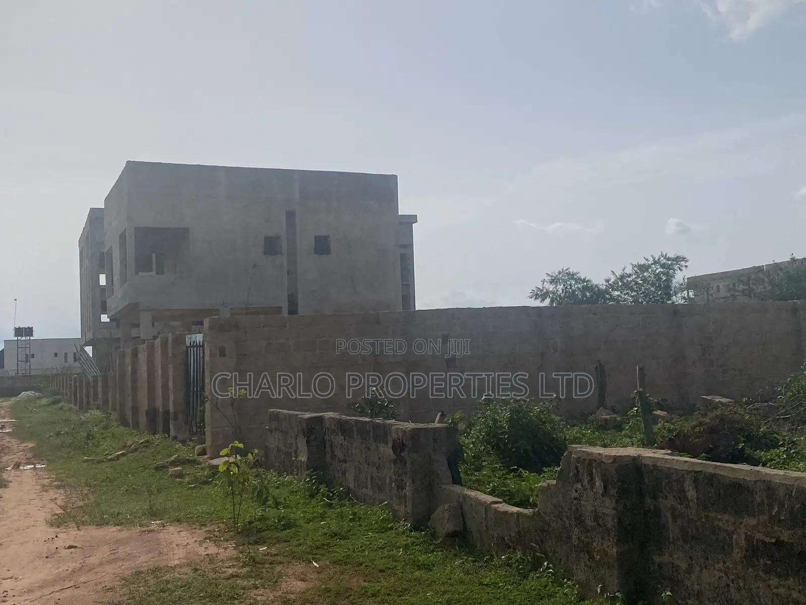 Very Genuine Fenced 50x100ft With C of O in Amagba 4 Sale