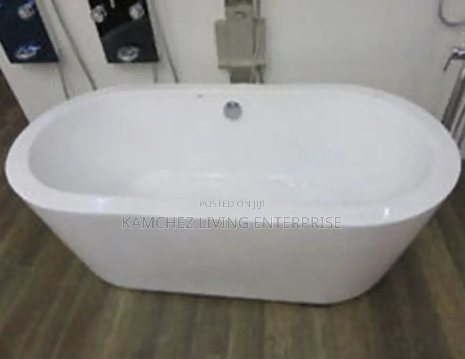Modern Freestanding Acrylic Bathtub – Stylish Durable
