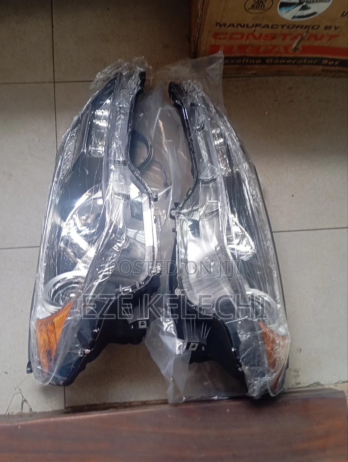 Set Headlight Rav4 2014