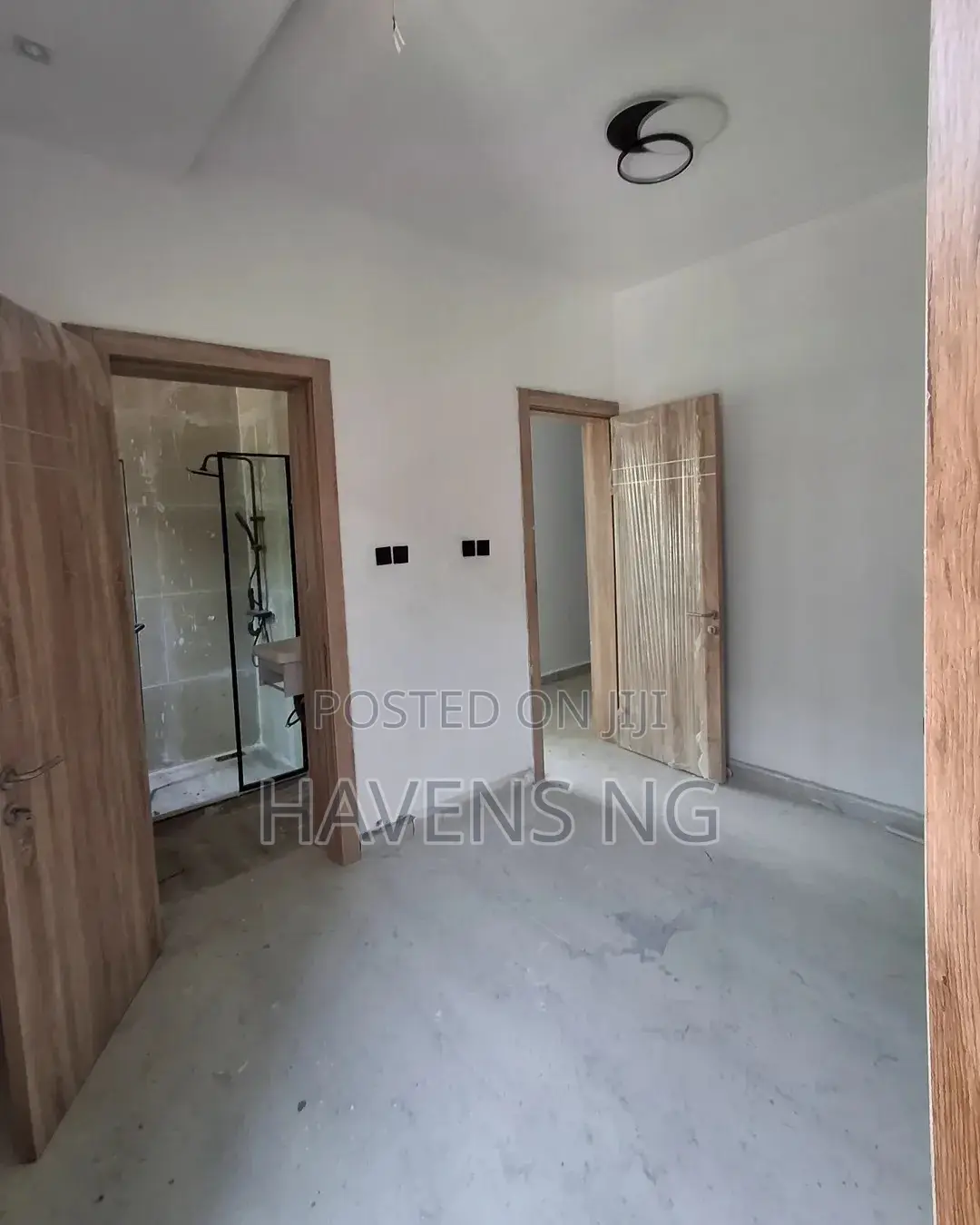 5bdrm Duplex in Lekki Phase 1 for sale
