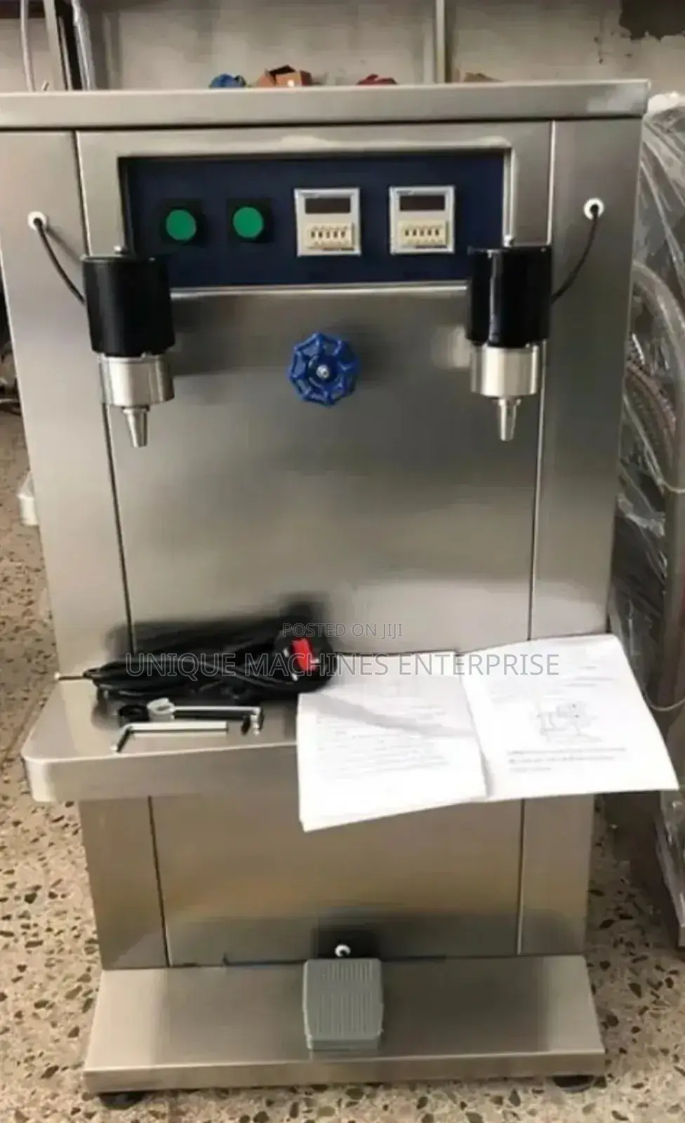 Gp 12 Nozzle Liquid Oil Filling Machine