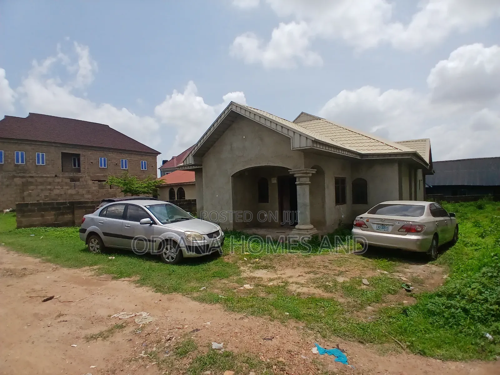 3bdrm Bungalow in Elebu, Ibadan for sale