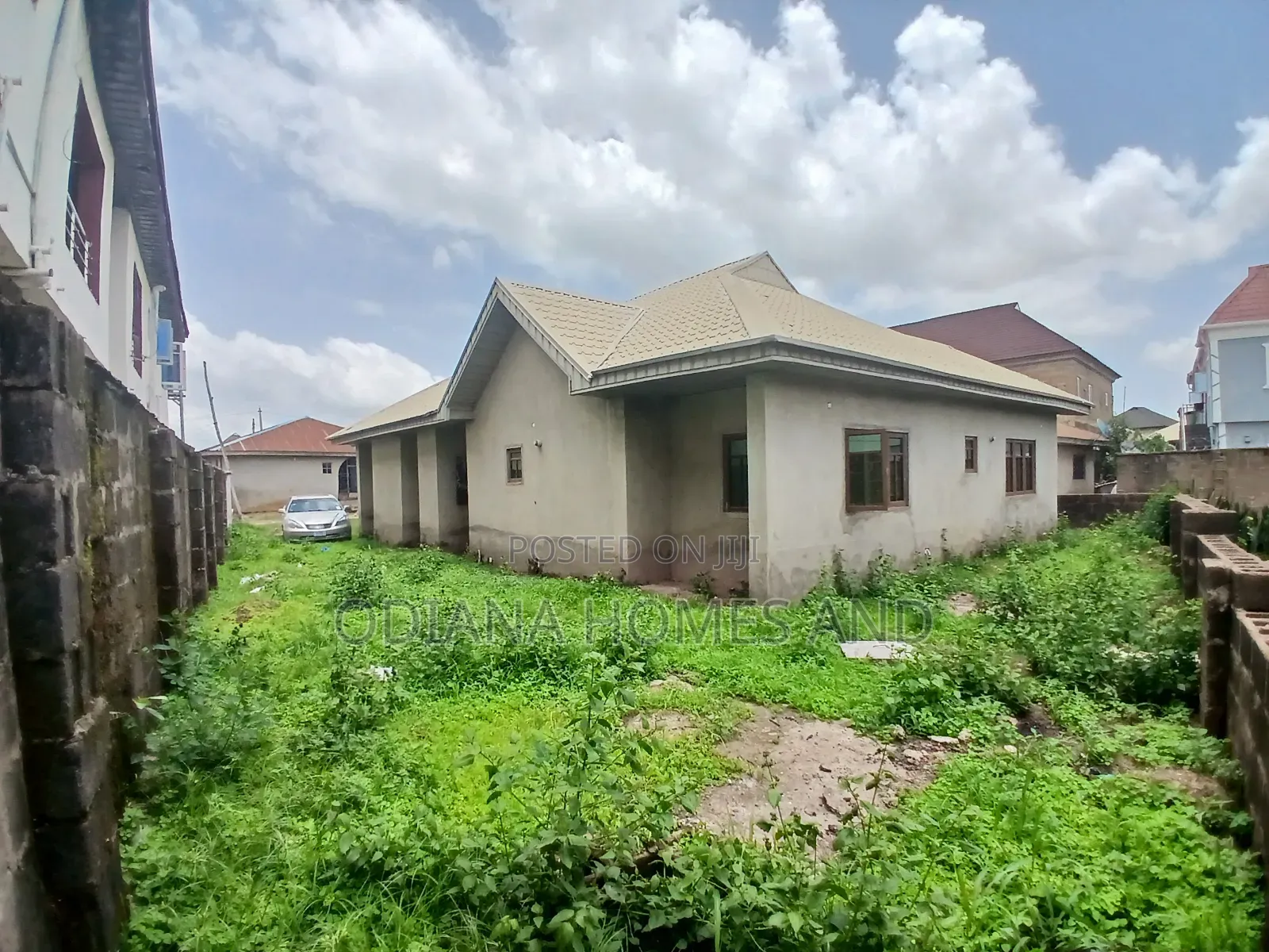 3bdrm Bungalow in Elebu, Ibadan for sale