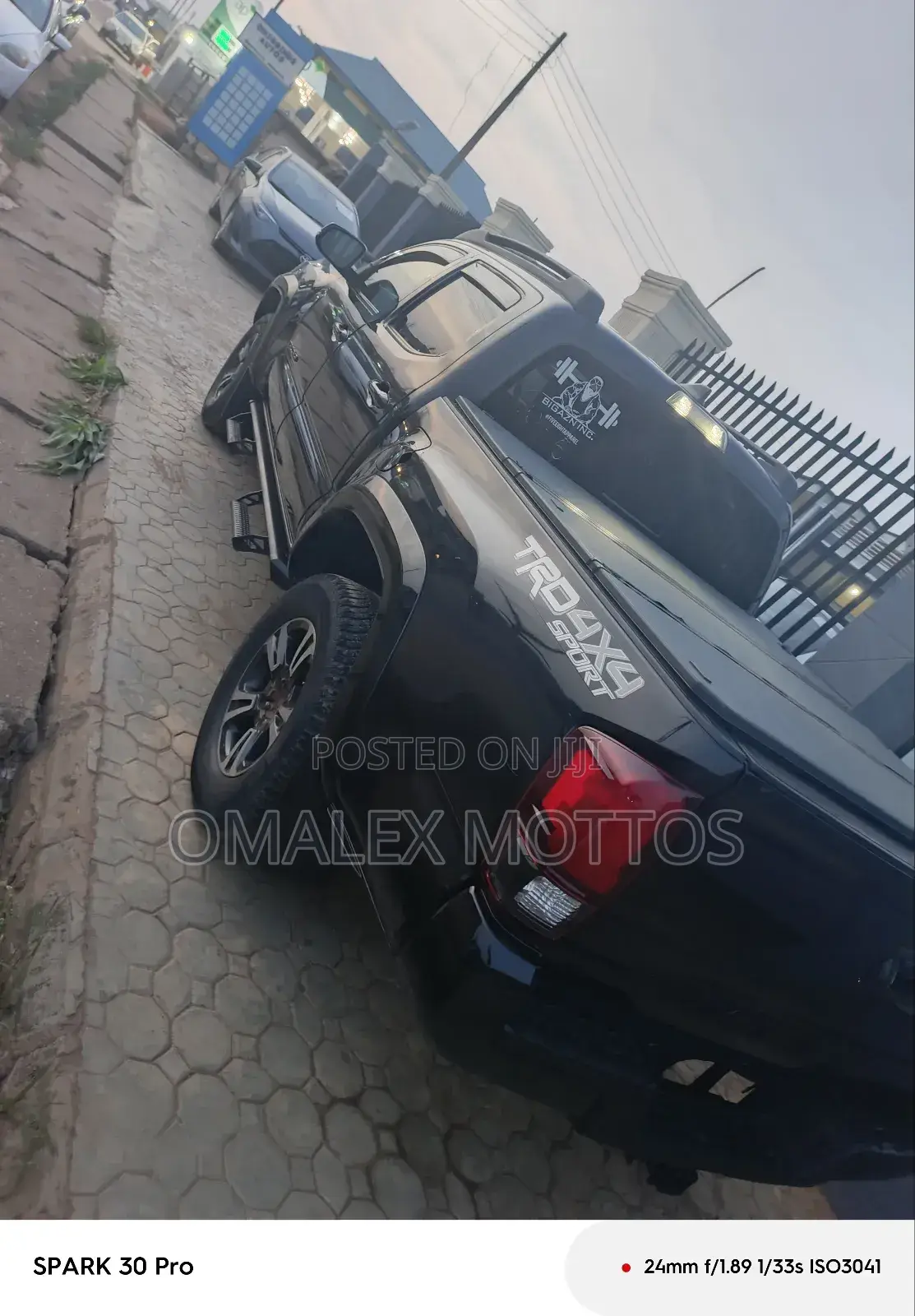 Toyota Tacoma 2018 Black