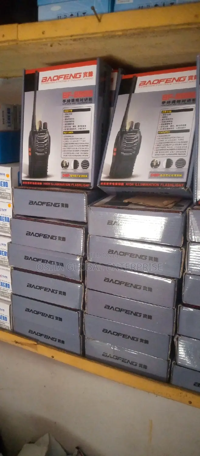 Baofeng Bf-888s Walkie Talkie With Radio Fm