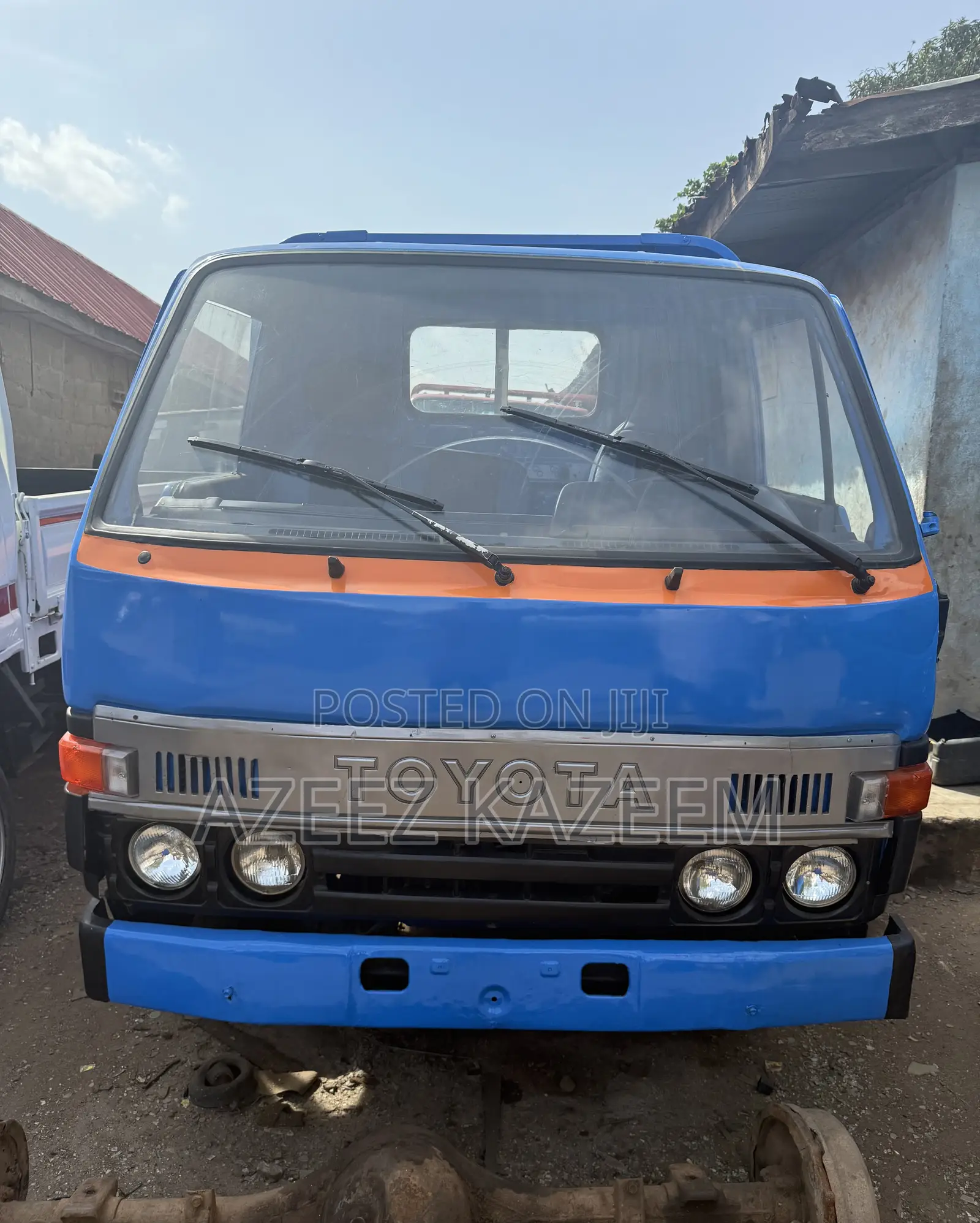 Toyota Dyna 150 1999 Blue